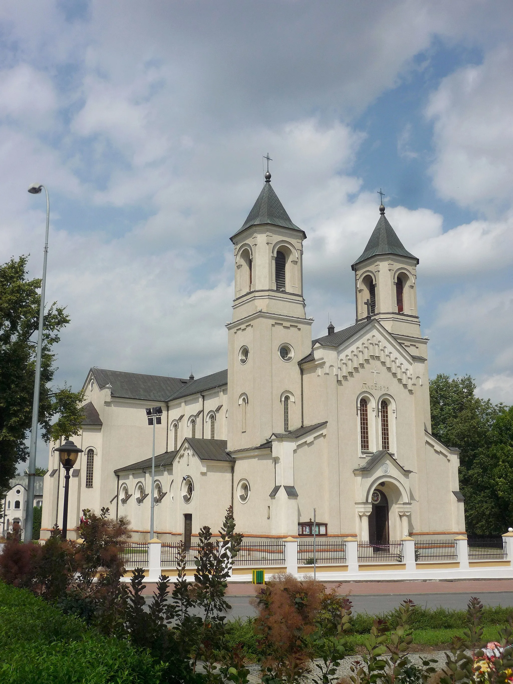 Photo showing: Zambrów - parish church of the Holy Trinity