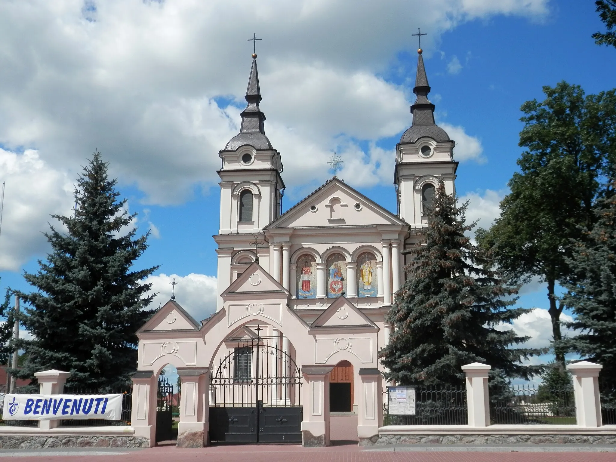 Photo showing: Wysokie Mazowieckie, parish church of St. John the Baptist