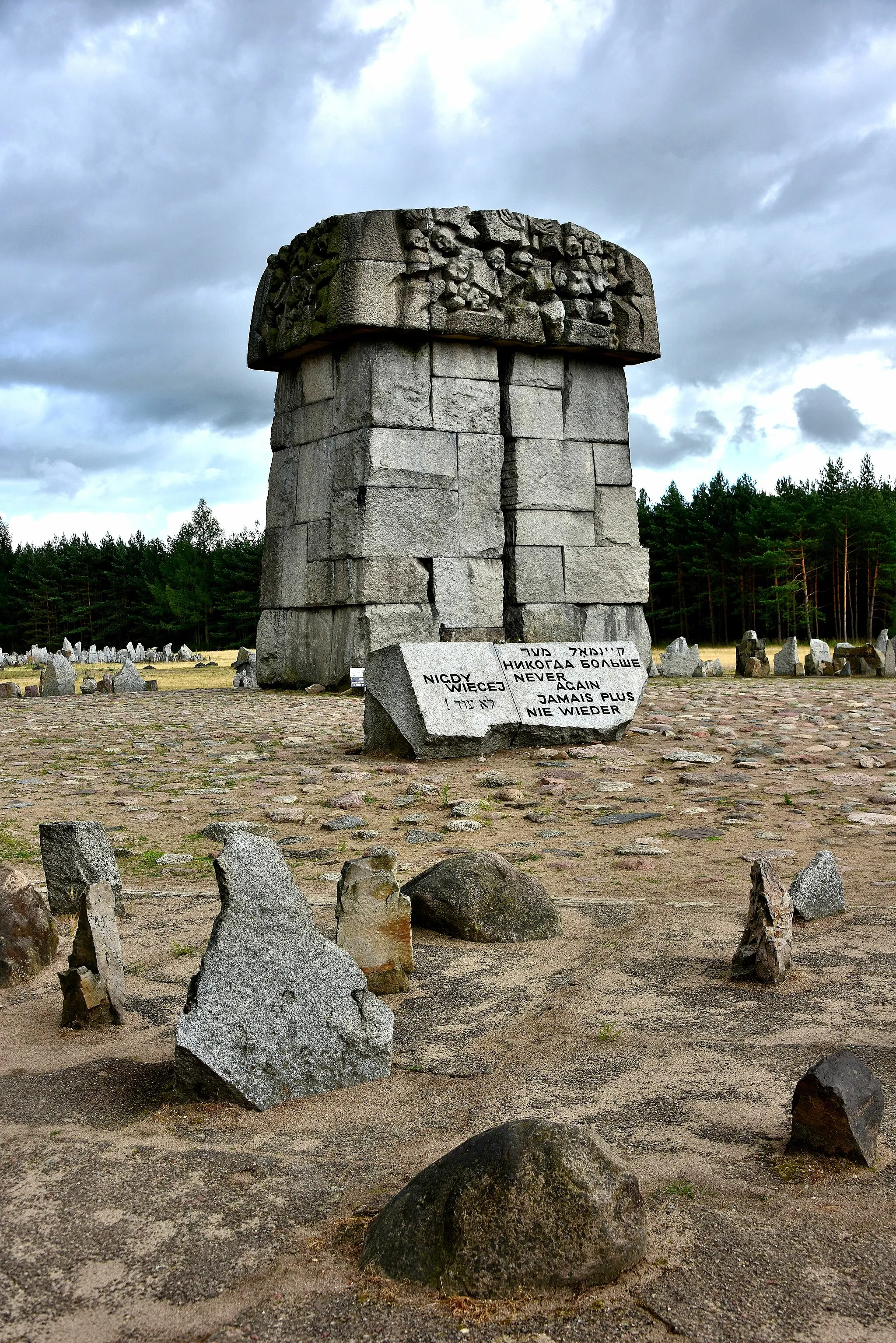 Photo showing: Site of the former Treblinka II death camp
