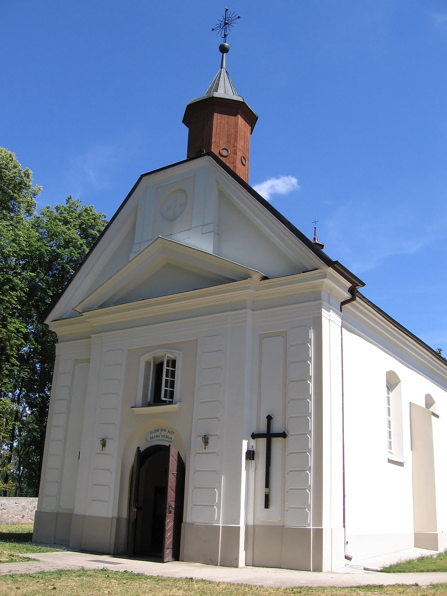 Photo showing: Strabla - kościół parafialny p.w. Wniebowstąpienia Pańskiego, mur., 1617, 1776 (zabytek nr 233 z 25.10.1966)
