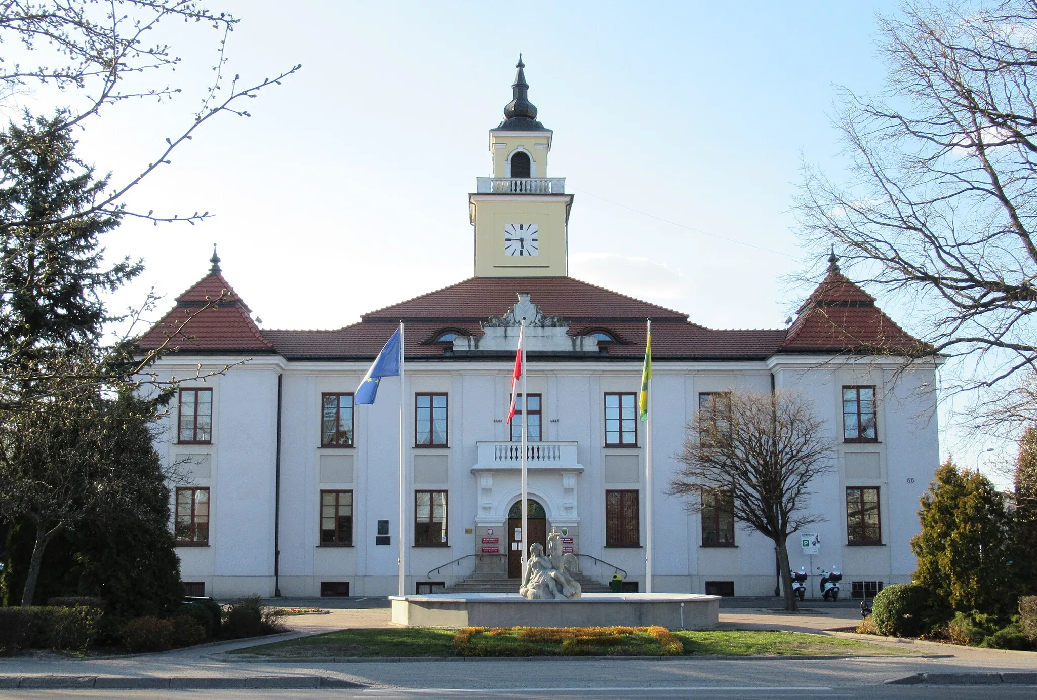 Photo showing: Ostrów Mazowiecka (woj. mazowieckie, Polska). Ratusz.