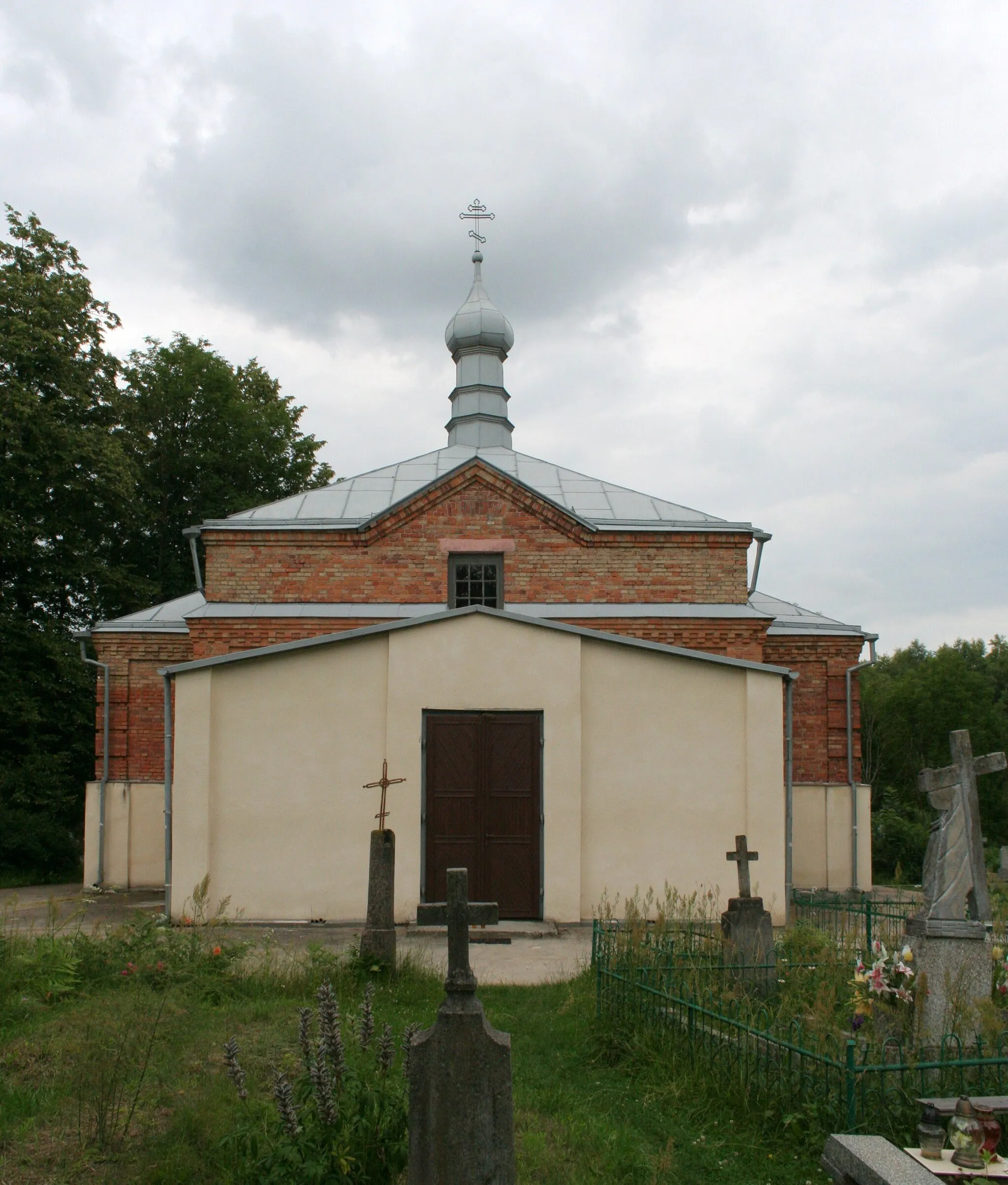 Photo showing: Cerkiew Przemienienia Pańskiego na cmentarzu prawosławnym w Klejnikach.
