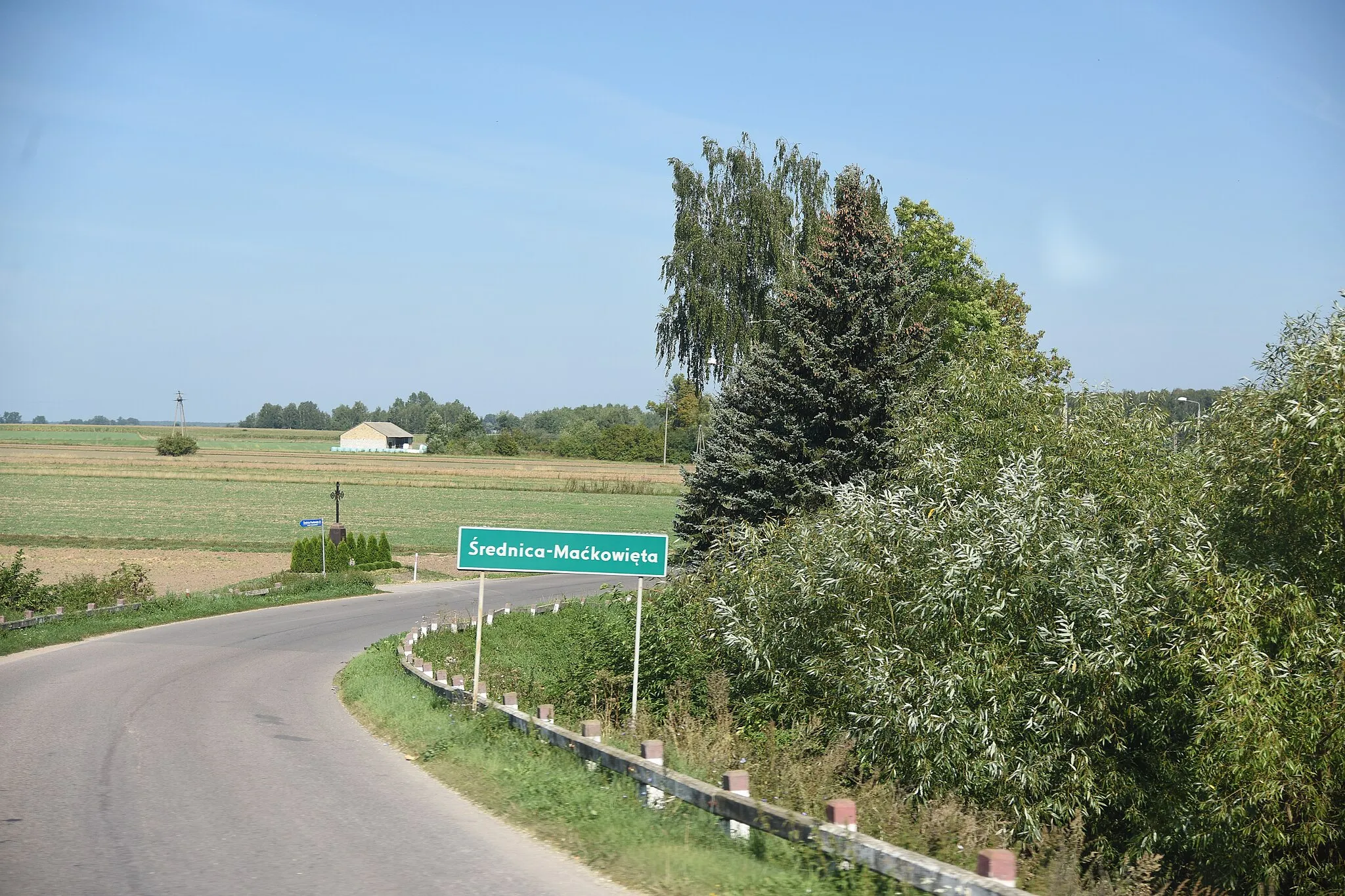Photo showing: Średnica-Maćkowięta