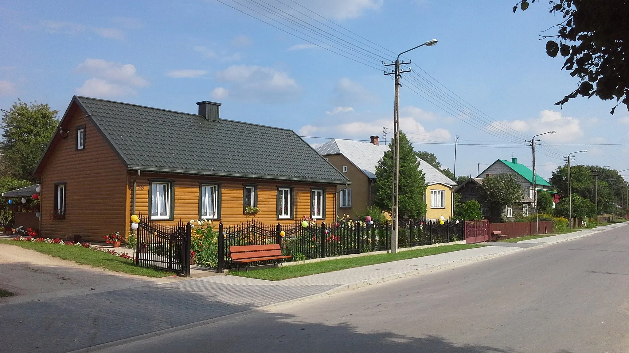 Photo showing: Główna ulica wsi Czarna Cerkiewna