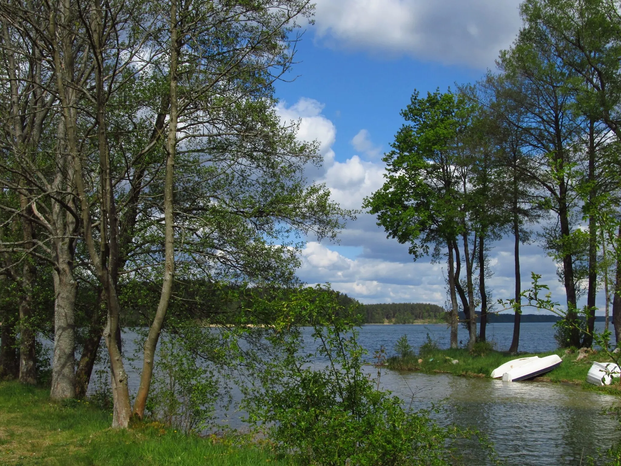 Photo showing: Over the canal Wda