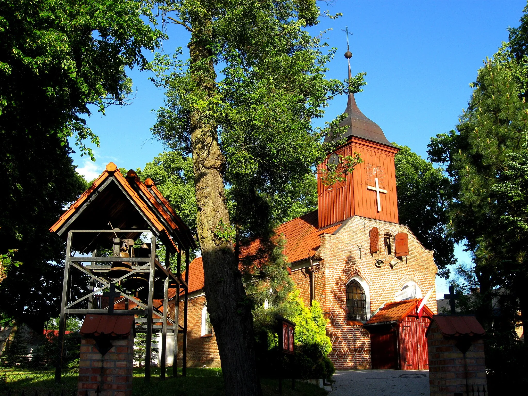Photo showing: Lublewo Gdańskie, kościół p.w. NMP Królowej Polski