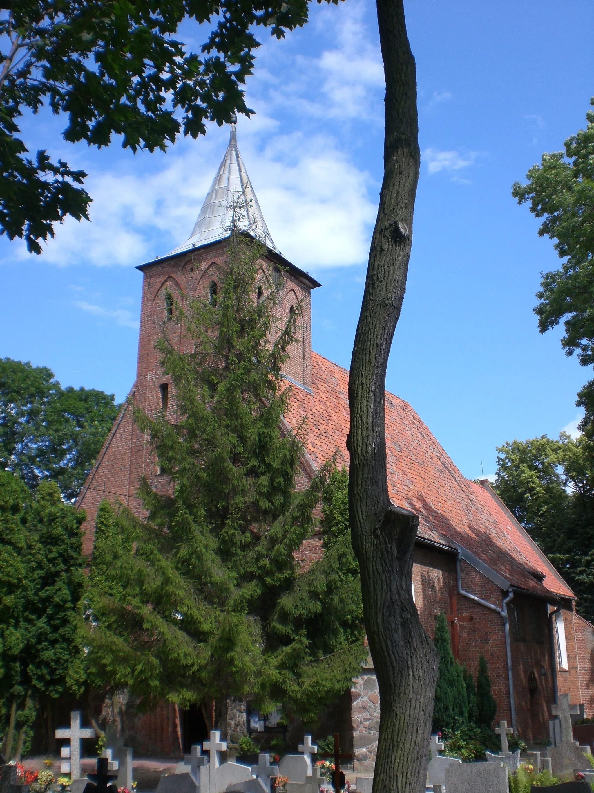 Photo showing: Church of the Holy Trinity in Lubiszewo Tczewskie