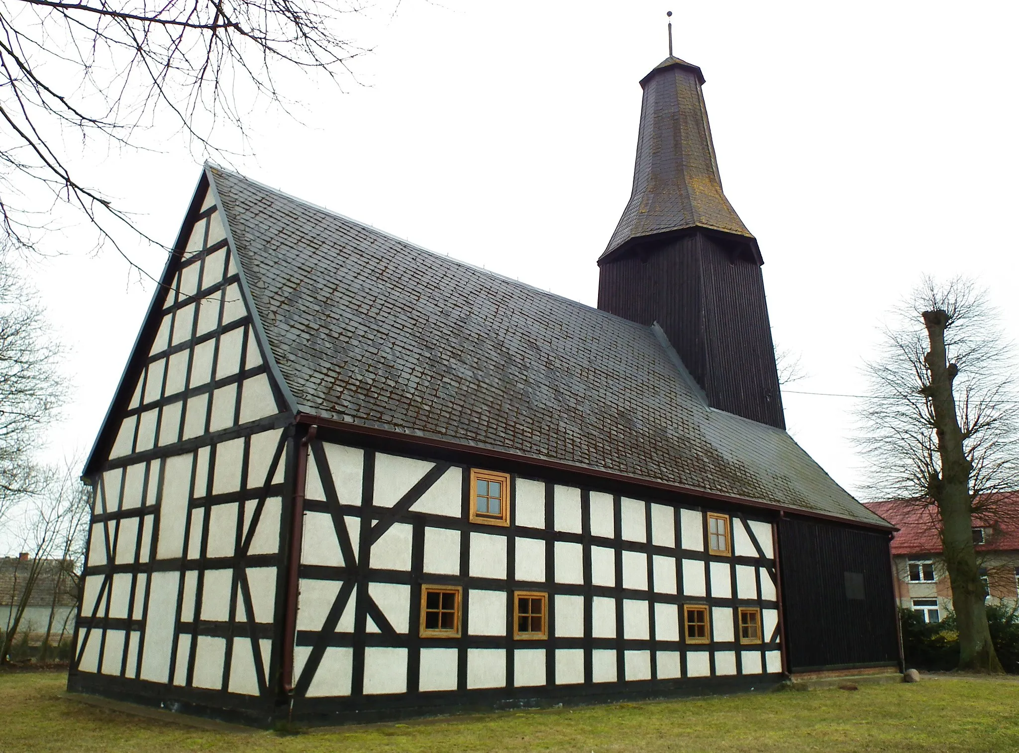 Photo showing: Kościół Chrystusa Króla Wszechświata w Krzemieniewie.