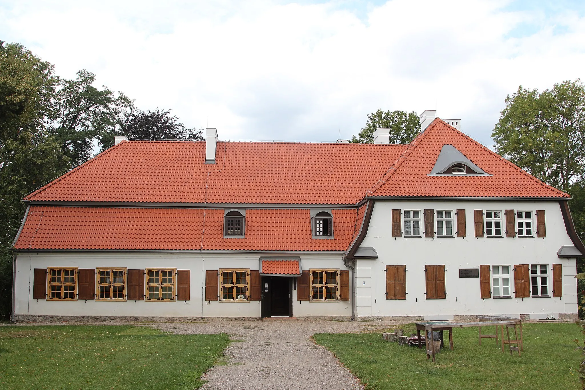 Photo showing: Muzeum Hymnu Narodowego Jozef Wybicki Manor