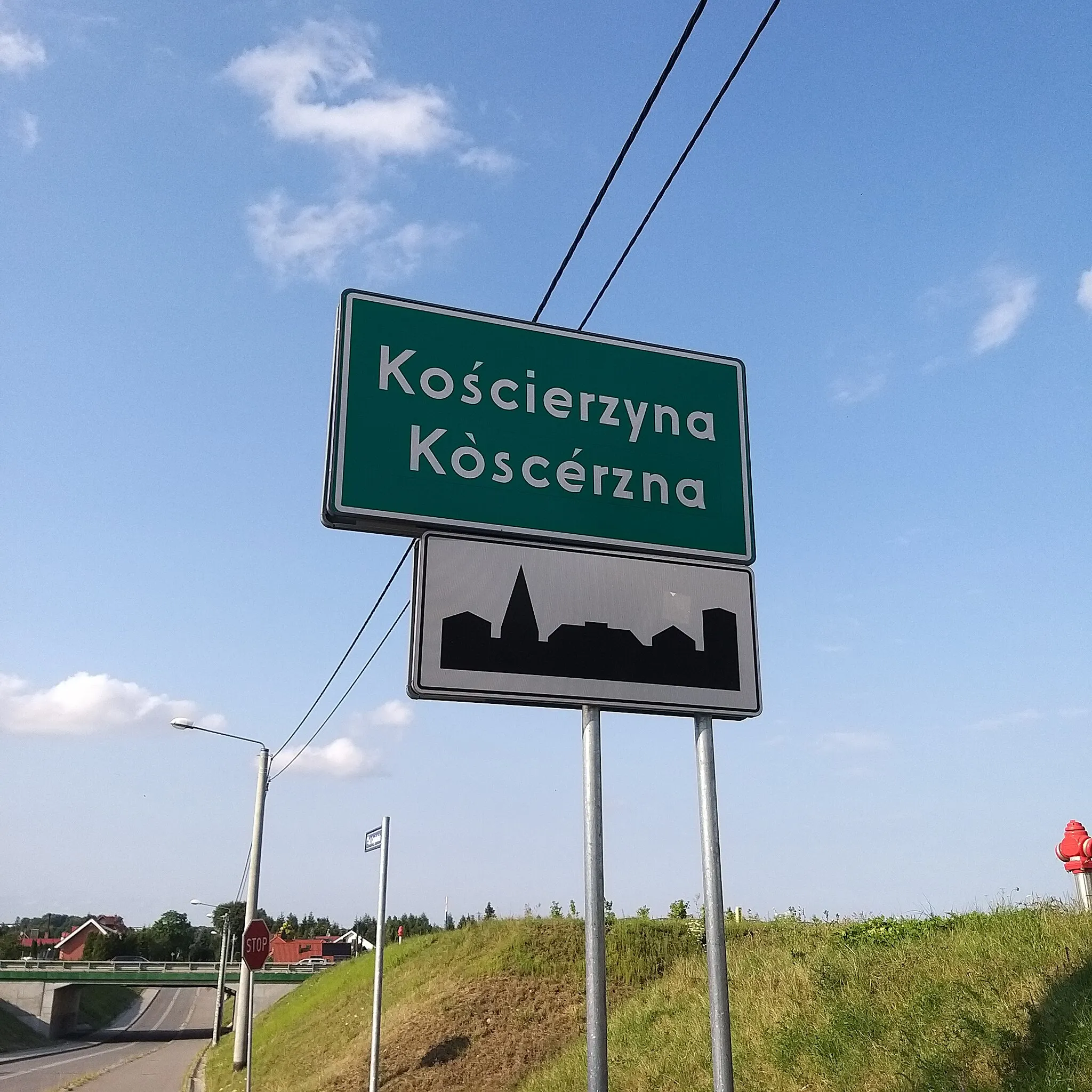 Photo showing: Bilingual Polish-Kashubian road sign in Kościerzyna