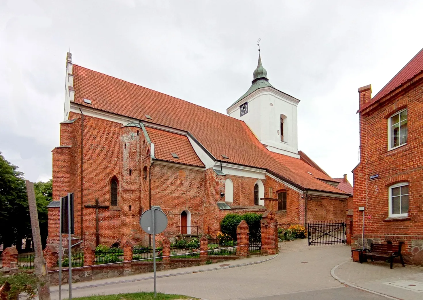 Photo showing: Dzierzgoń. Kościół Trójcy Przenajświętszej