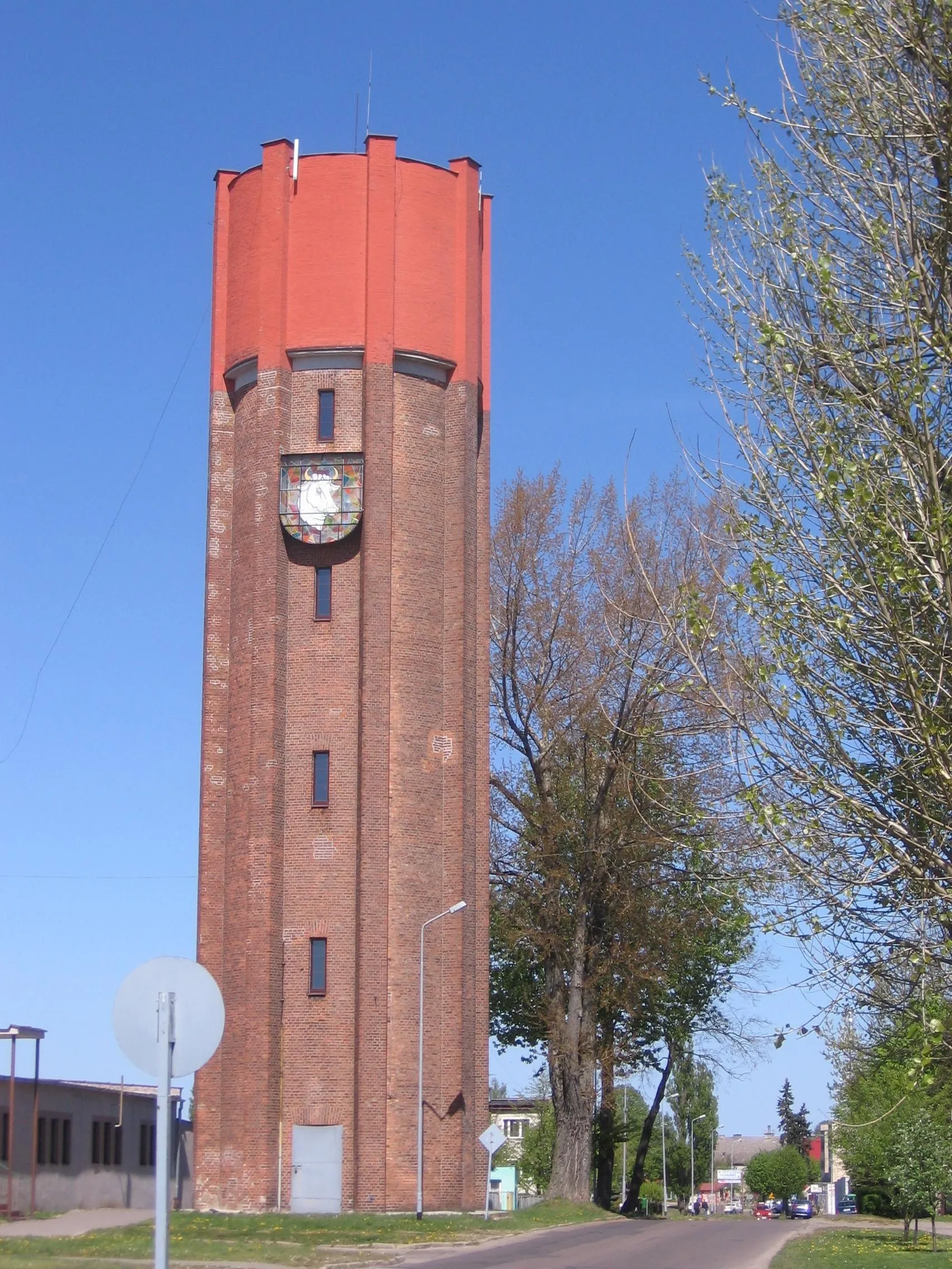 Photo showing: Wieża ciśnień w Człuchowie — Brick water tower in Człuchów, Pomeranian Voivodeship, Poland