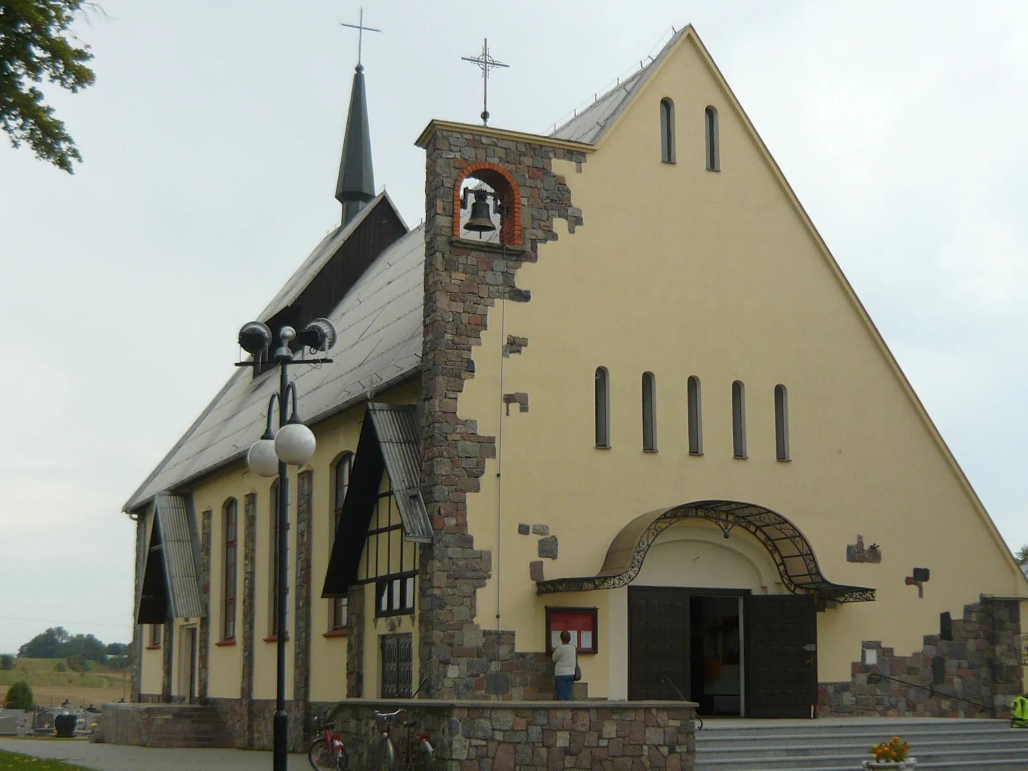 Photo showing: Kościół Miłosierdzia Bożego w Liniewie.