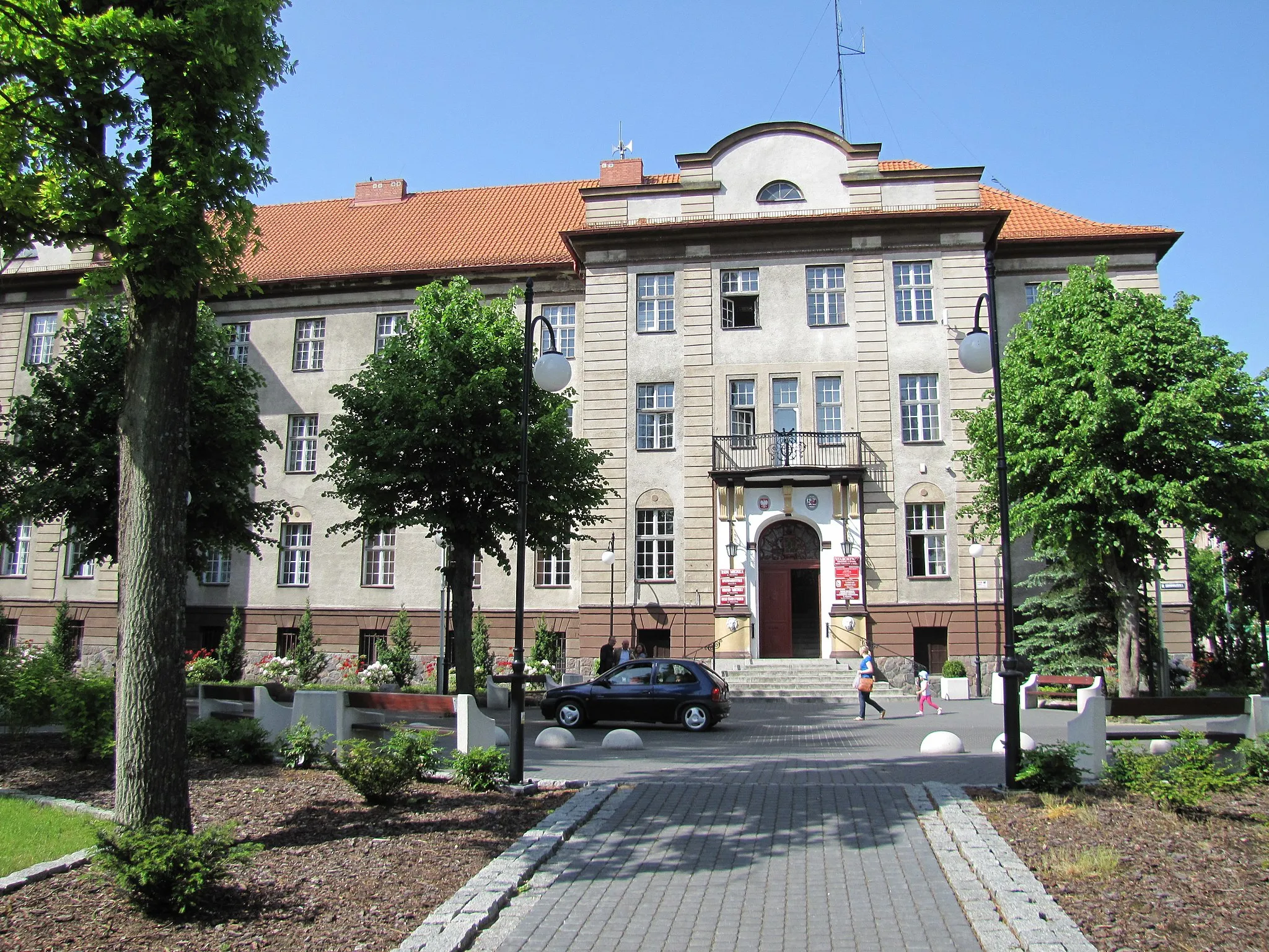 Photo showing: Miastko, ul. Grunwaldzka 1 - Urząd Miejski.