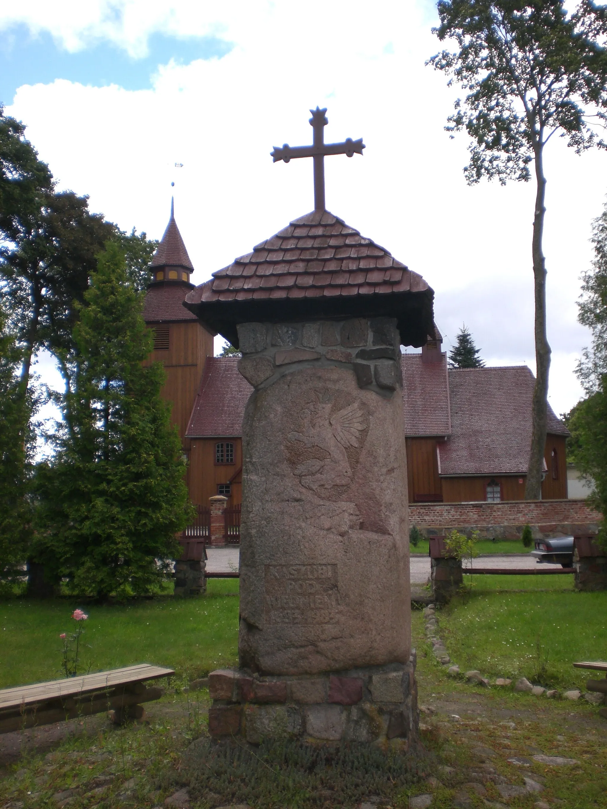 Photo showing: Brzeźno Szlacheckie - monument of cashubian knights by battle of Vienna 1683