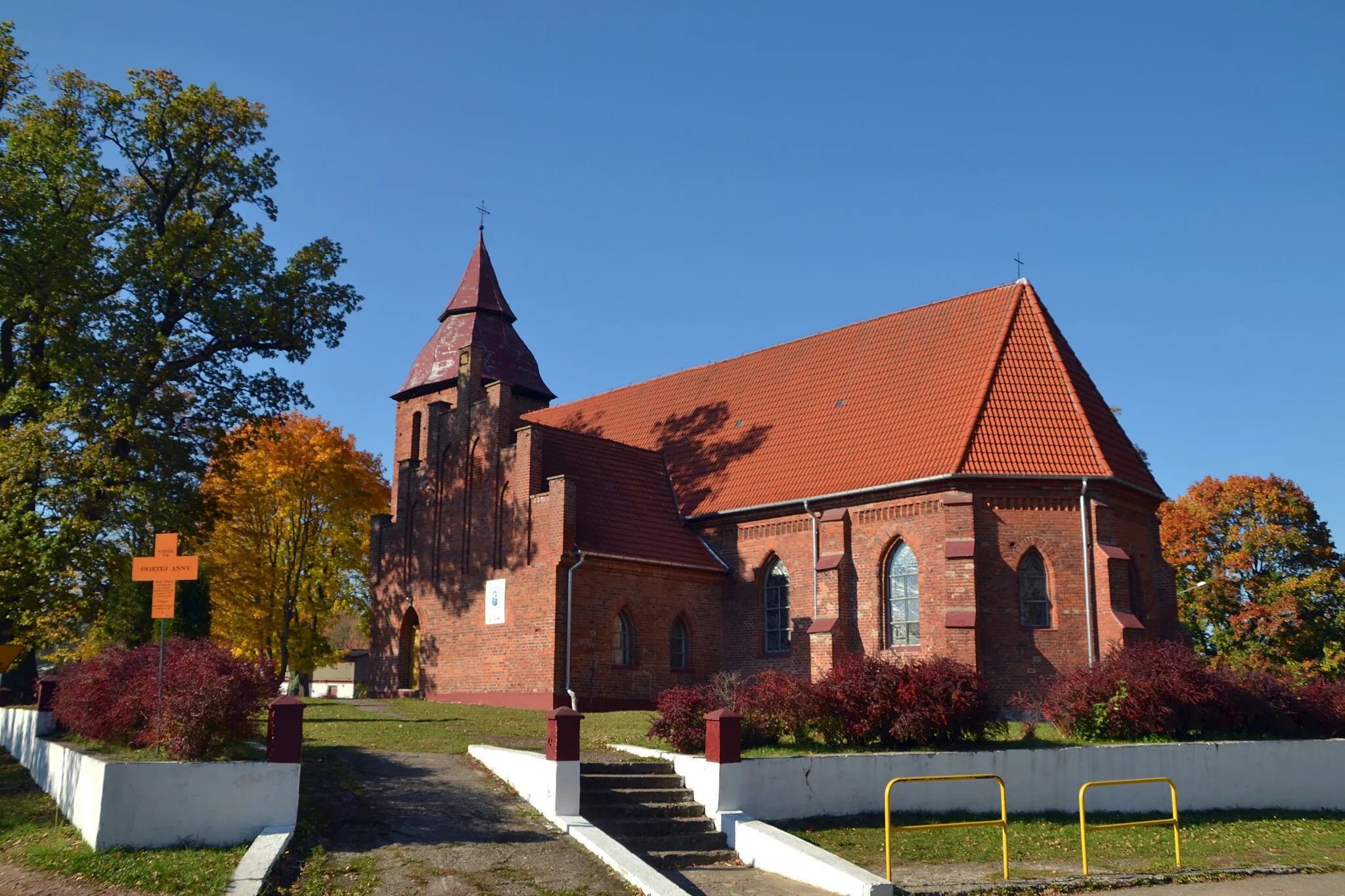 Photo showing: Barcino, Poland: Church