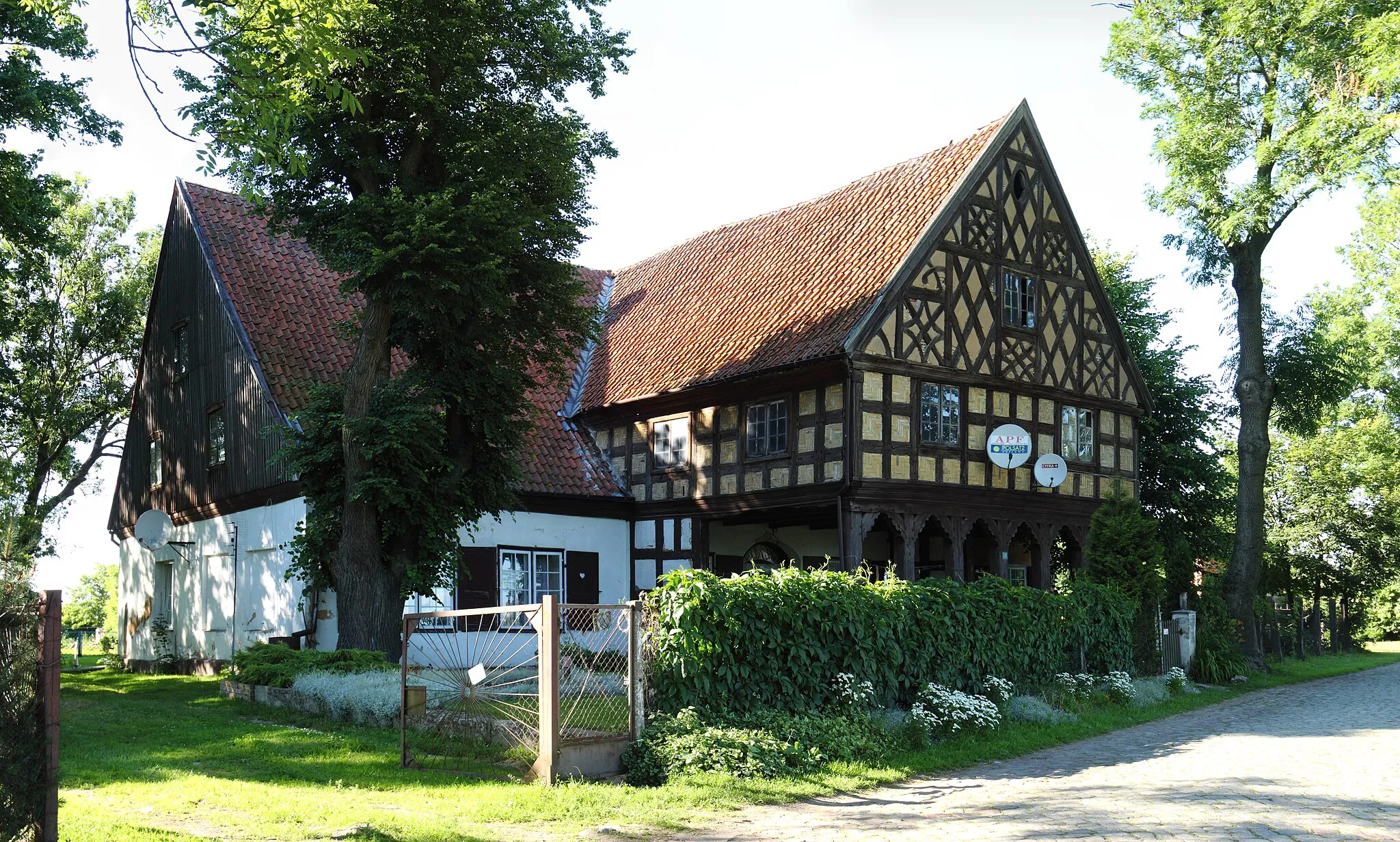Photo showing: Mennonite house in Złotowo