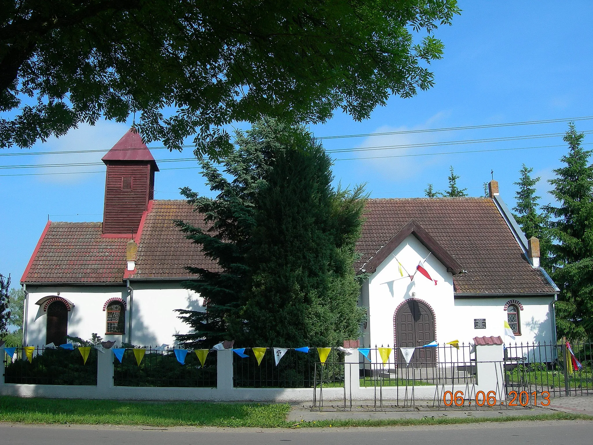 Photo showing: Ząbrowo - kaplica pw. św. Wojciecha.