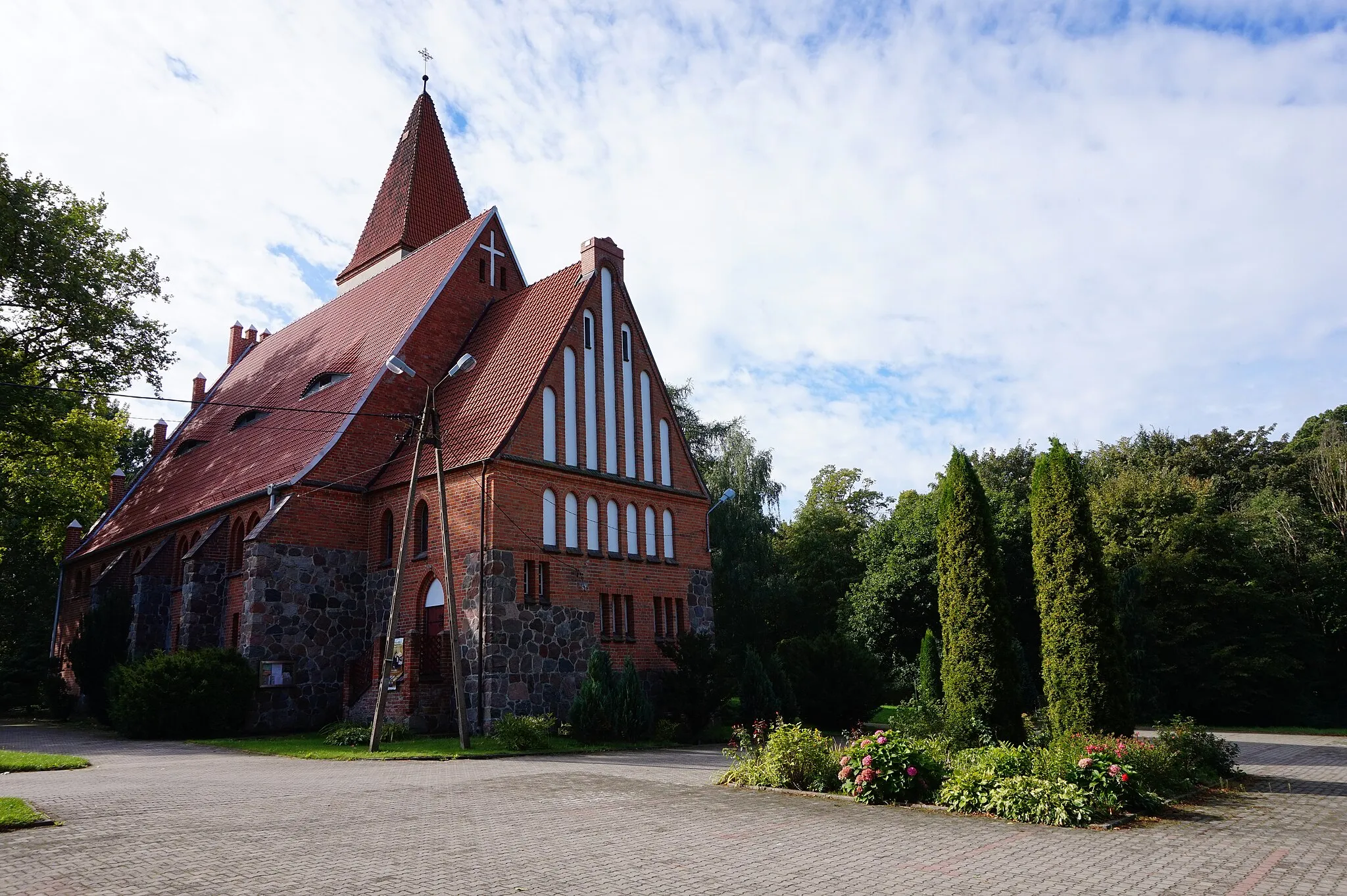 Photo showing: Kościół we wsi Turze