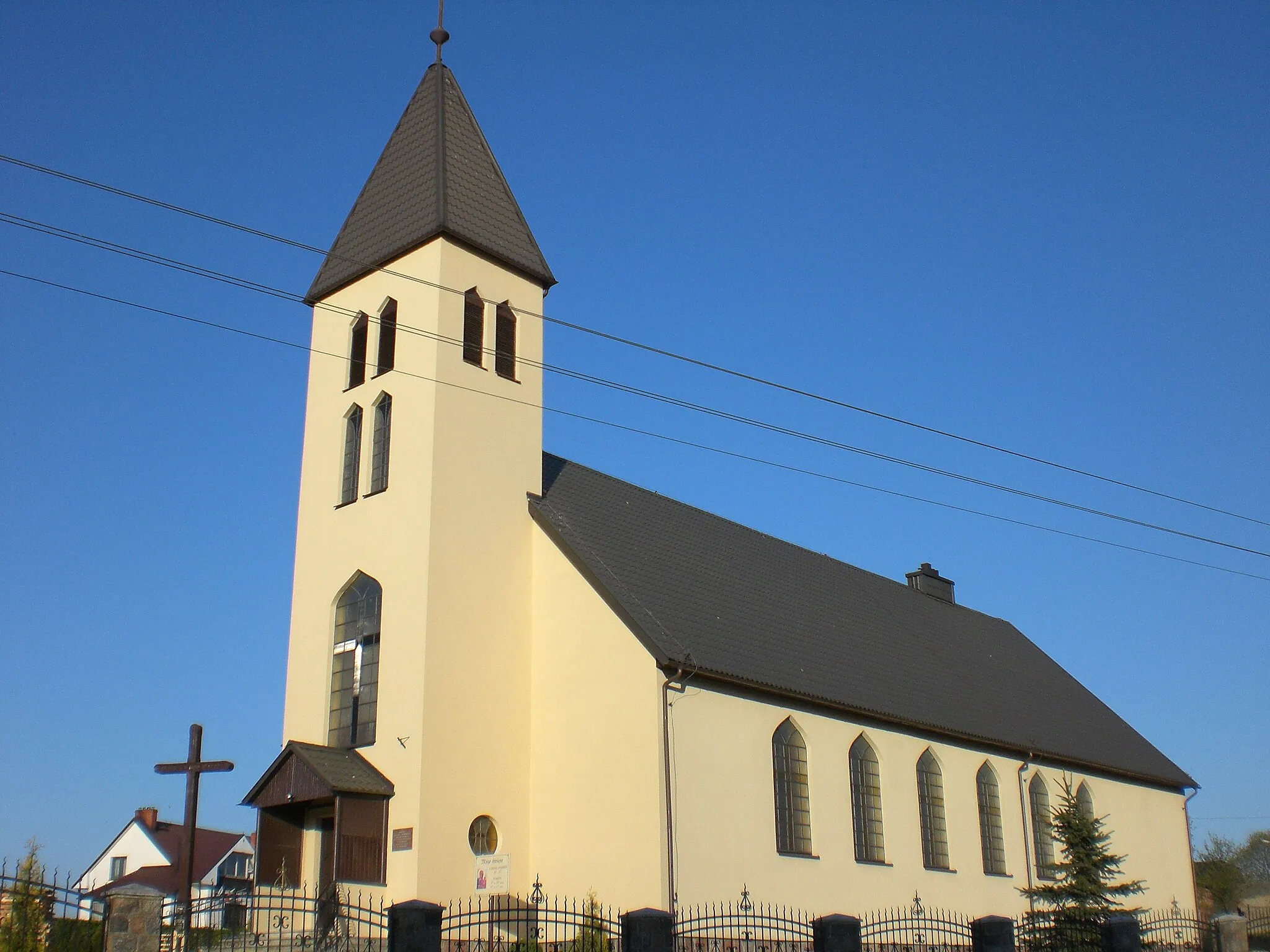 Photo showing: Our Lady of Częstochowa church in Tuchlino, Poland.