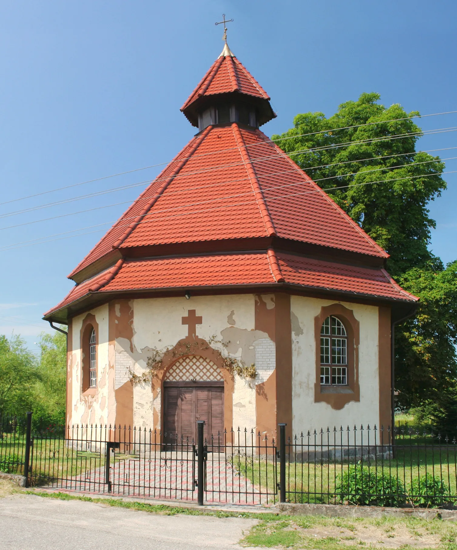 Photo showing: Saint Isidore the Laborer church in Świetlino, Poland