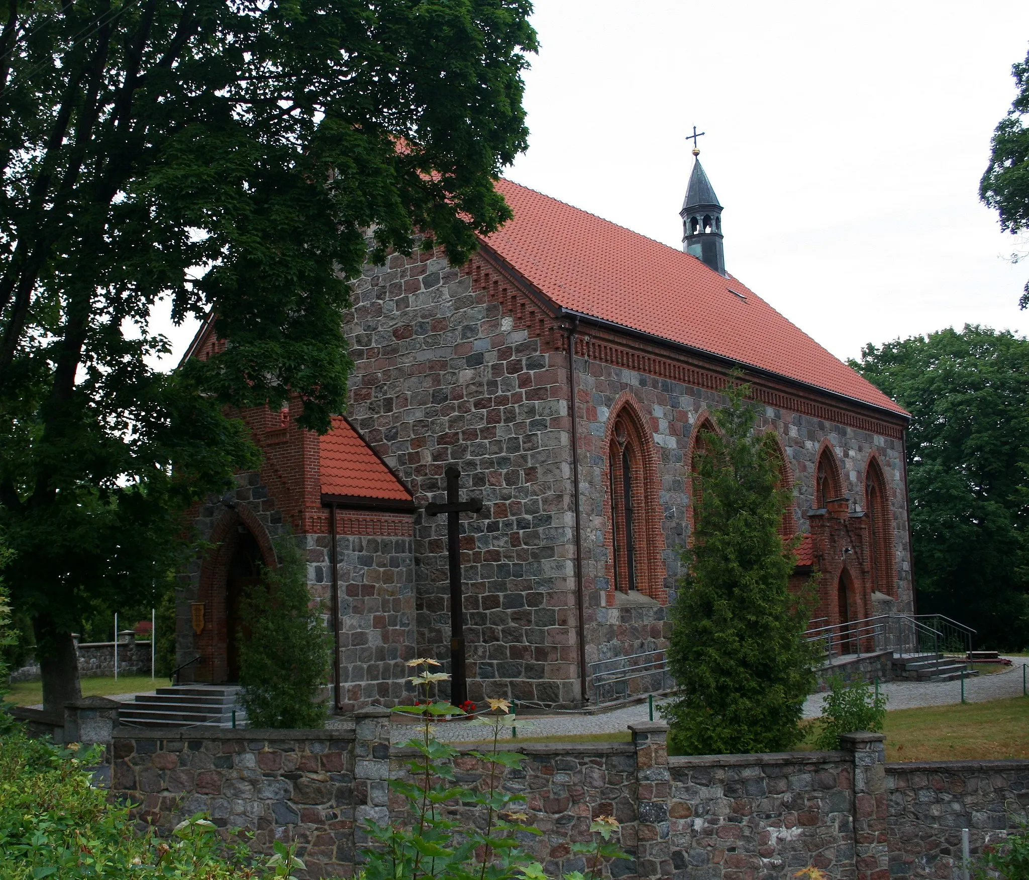 Photo showing: Kościół św. Trójcy w Sulęczynie, woj. pomorskie