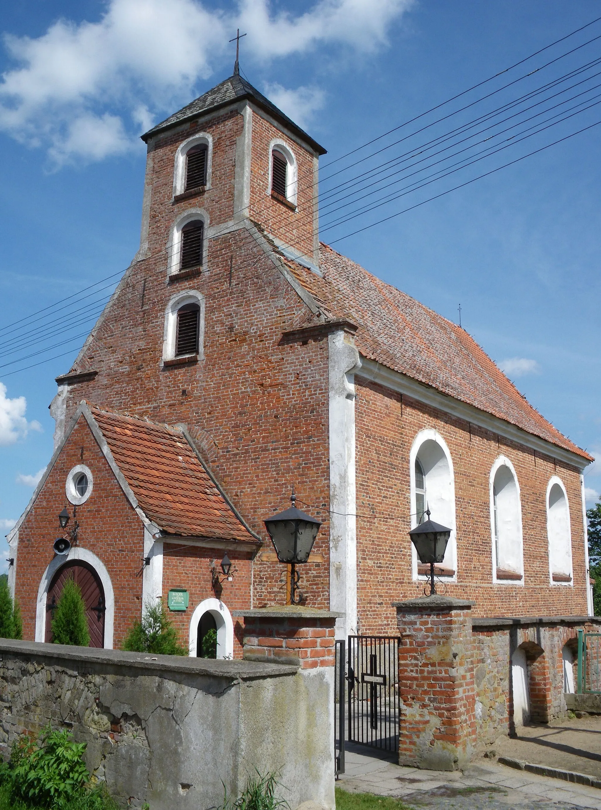 Photo showing: Stare Polaszki, kościół św. Mikołaja, południowo-zachodnia strona
