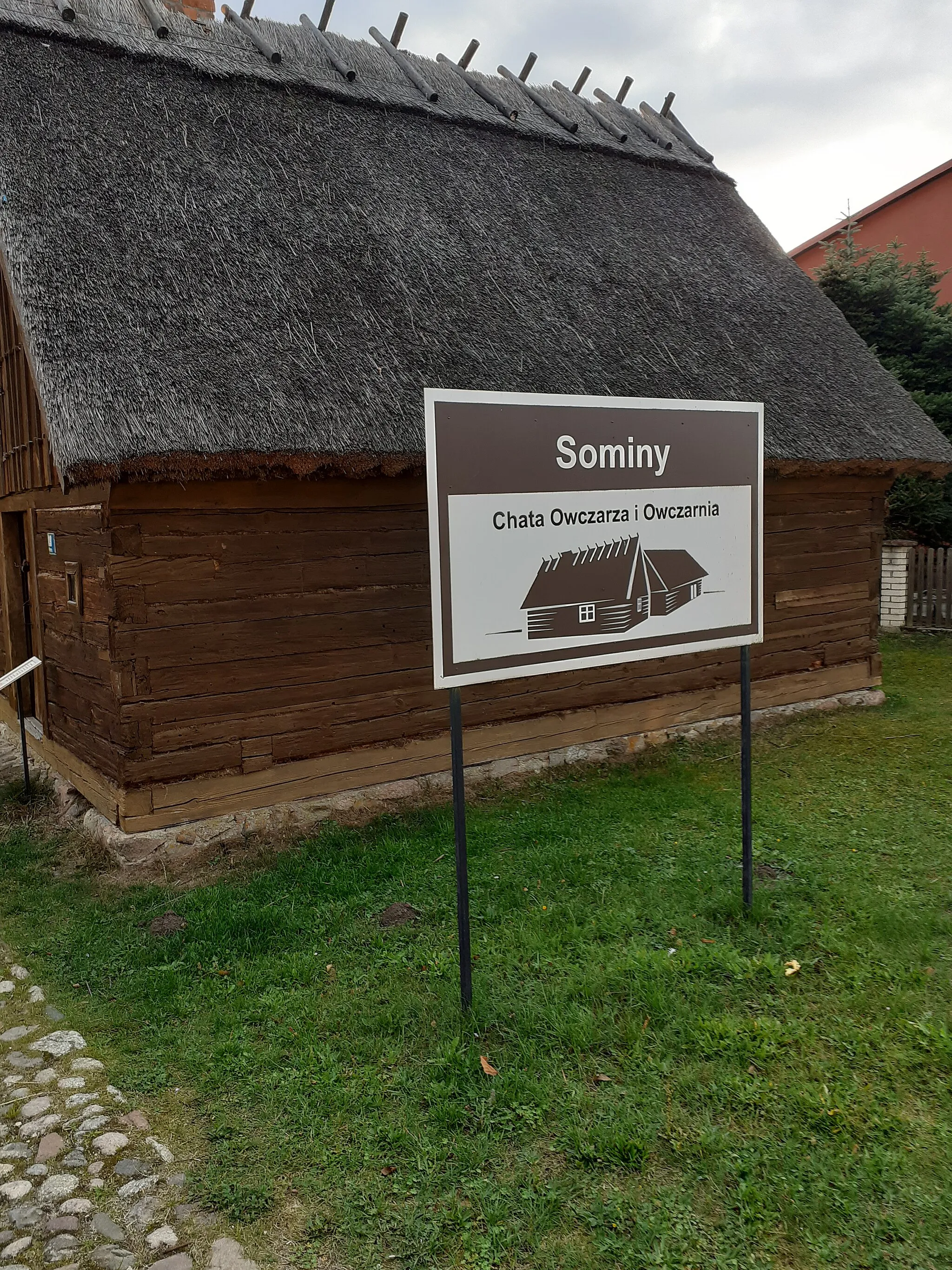 Photo showing: Chata owczarza w miejscowości  Sominy