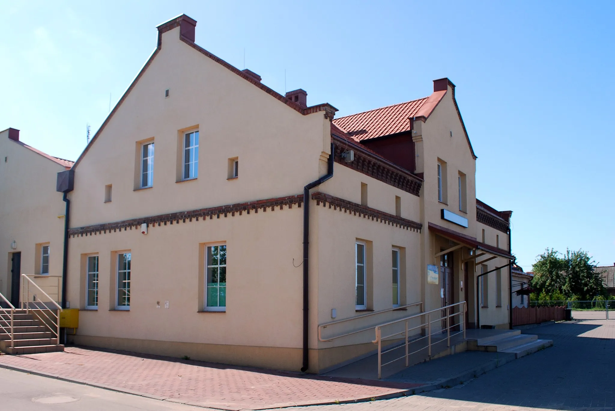 Photo showing: Muzeum miodu we wsi Skowarcz