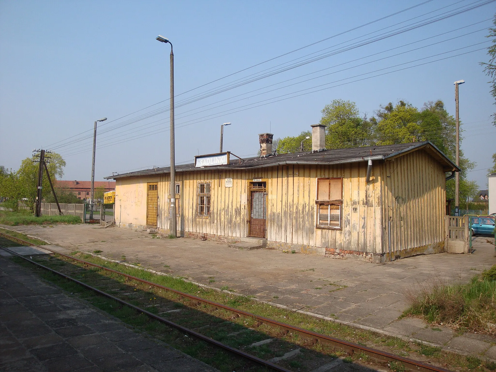 Photo showing: Train station in Sadlinki, Poland