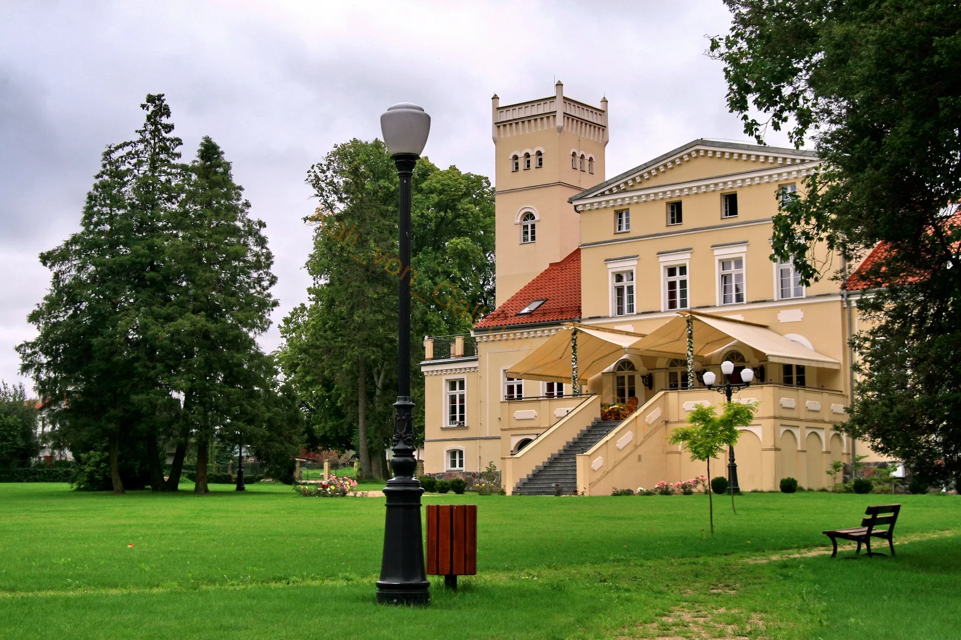 Photo showing: Rekowo Górne, ul. Lipowa 24 - pałac, obecnie hotel, poł. XIX