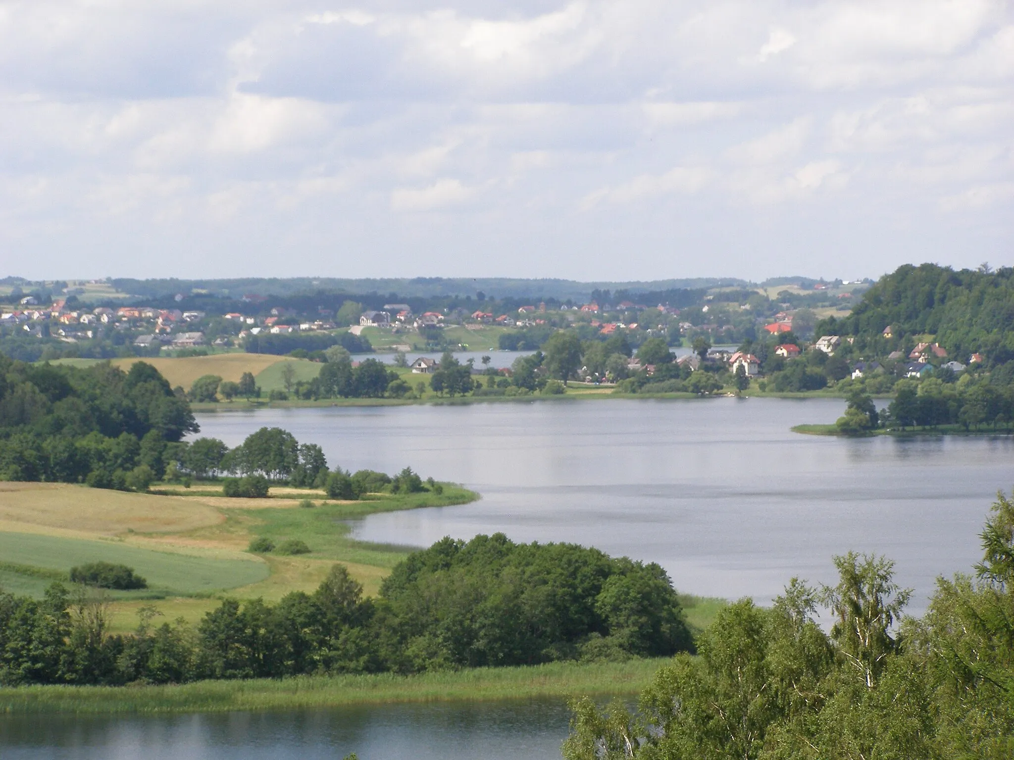 Photo showing: Ręboszewo - view of lake Brodno Małe from the viewing point on the Sobótka hilltop