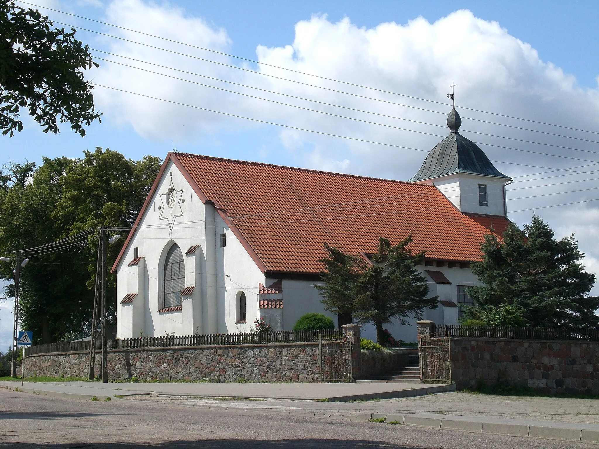 Photo showing: Przyjaźń - St. John church