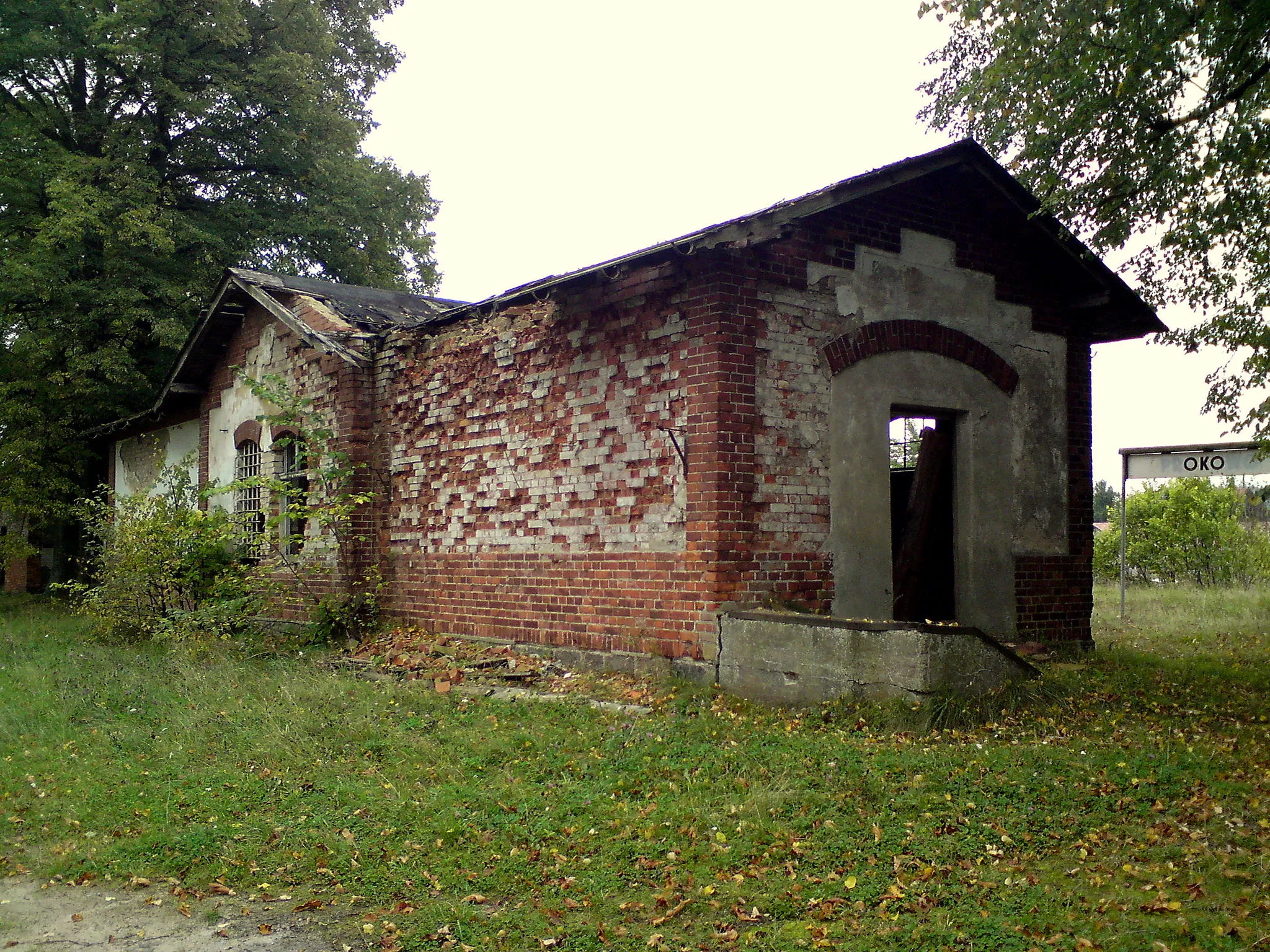 Photo showing: budynek stacji w Prokowie