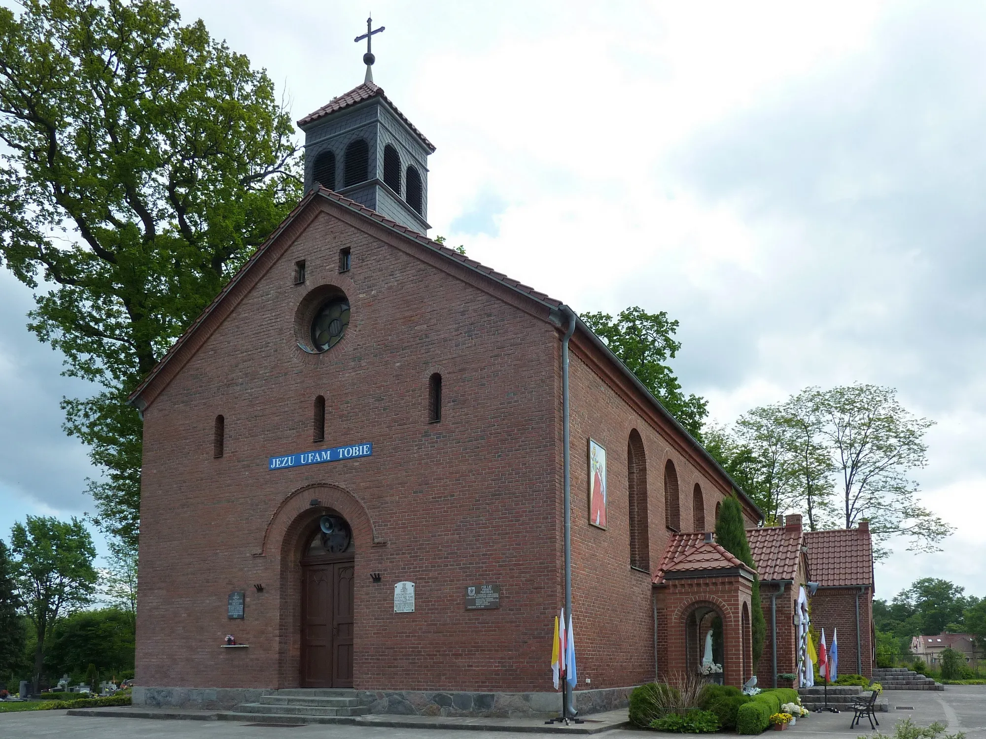 Photo showing: Parchowo - kościół parafialny pw. św. Mikołaja (zabytek nr 1749).