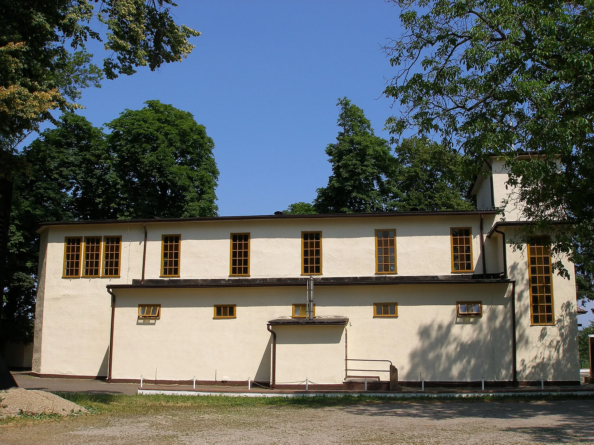 Photo showing: Mrzezino-village in Gmina Puck, Poland. Church