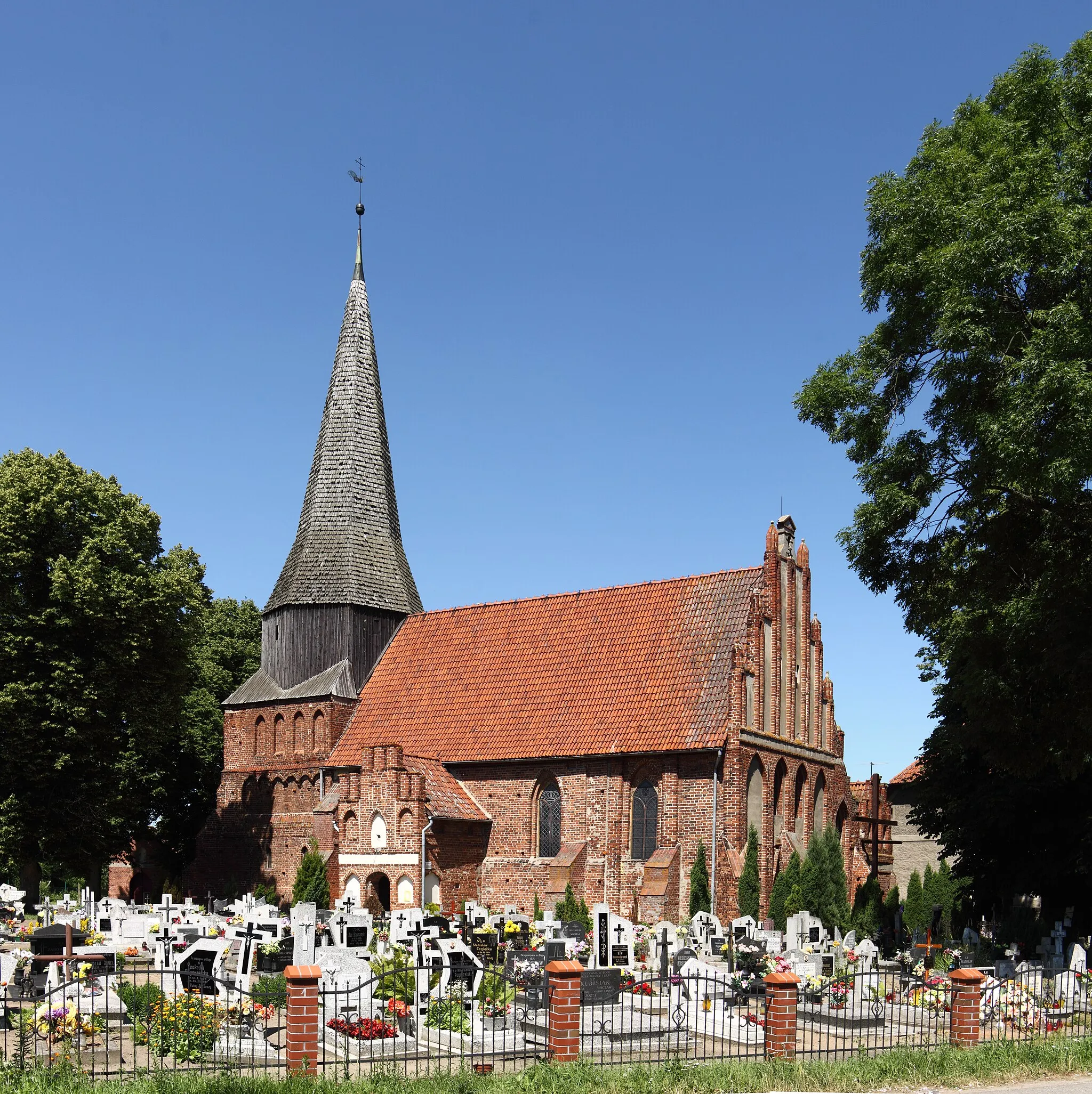 Photo showing: Church in Mątowy Wielkie.