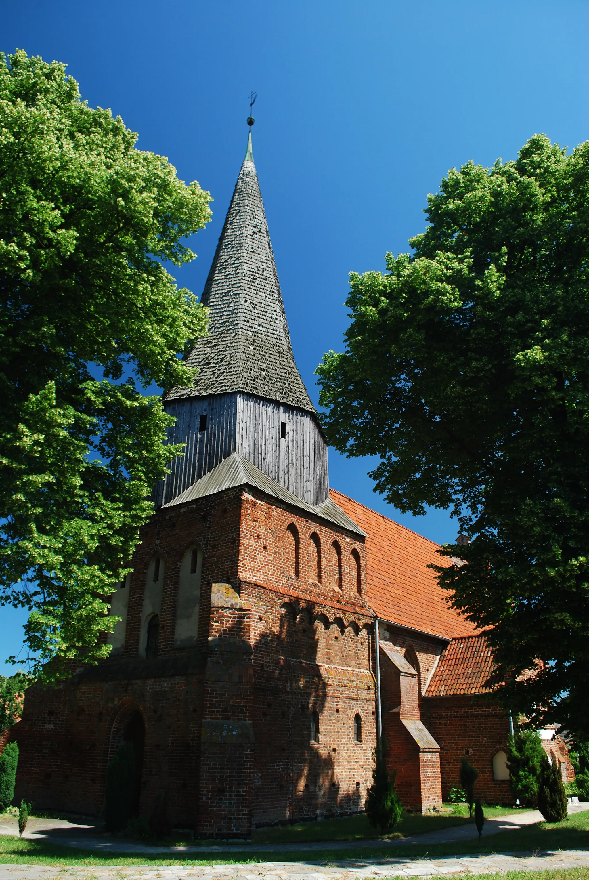 Photo showing: Kościół we wsi Mątowy Wielkie.