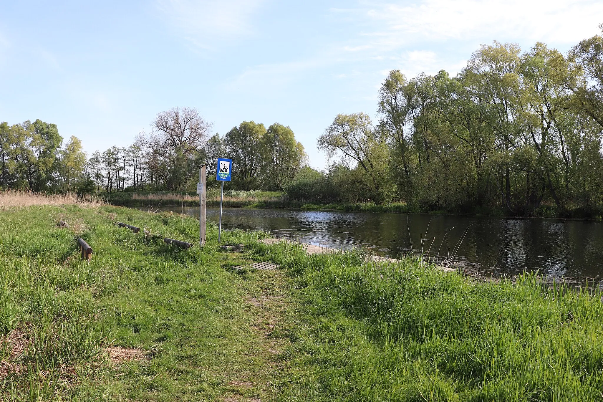 Photo showing: Krępiec - kayak landing place