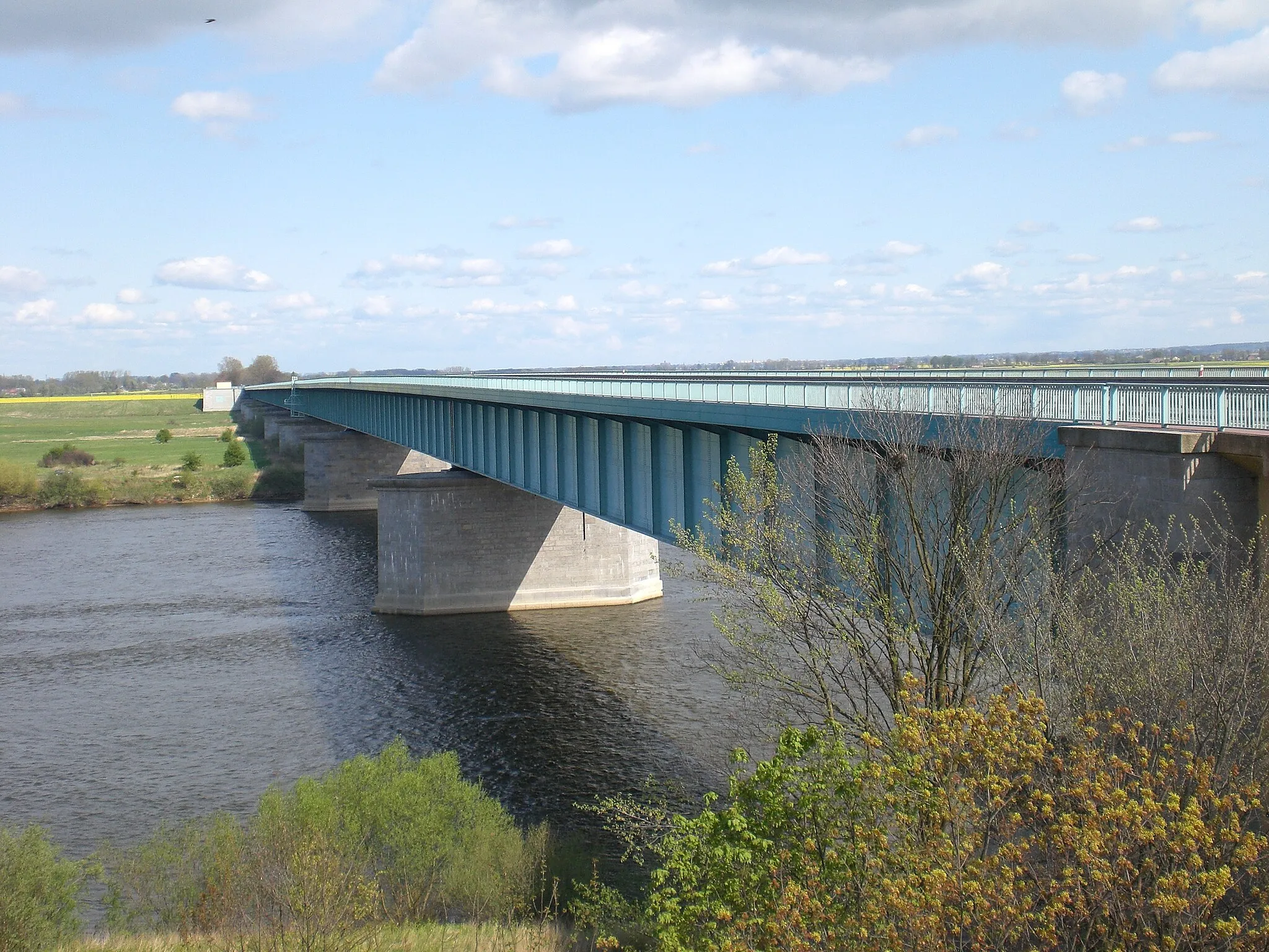 Photo showing: Bridge over the Vistula in Knybawa, Poland