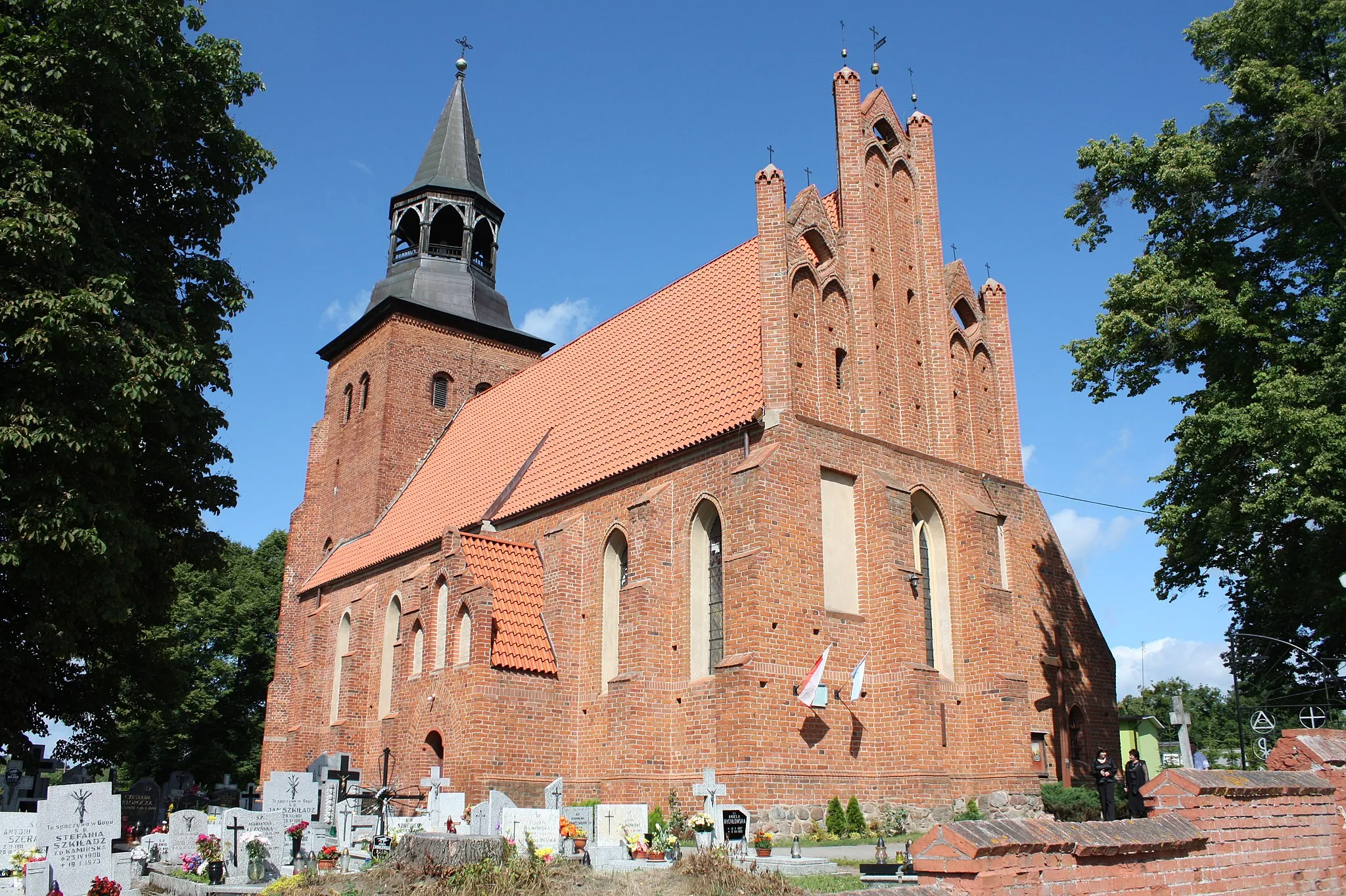 Photo showing: Klonówka Church of Saint Catherine