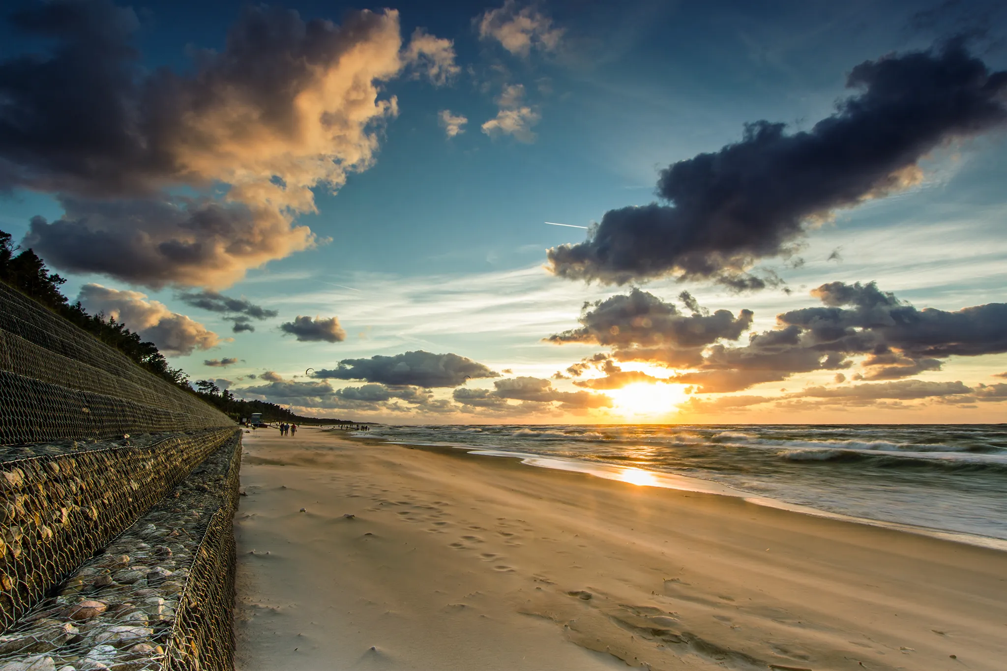 Photo showing: shore line of Jastrzębia Góra