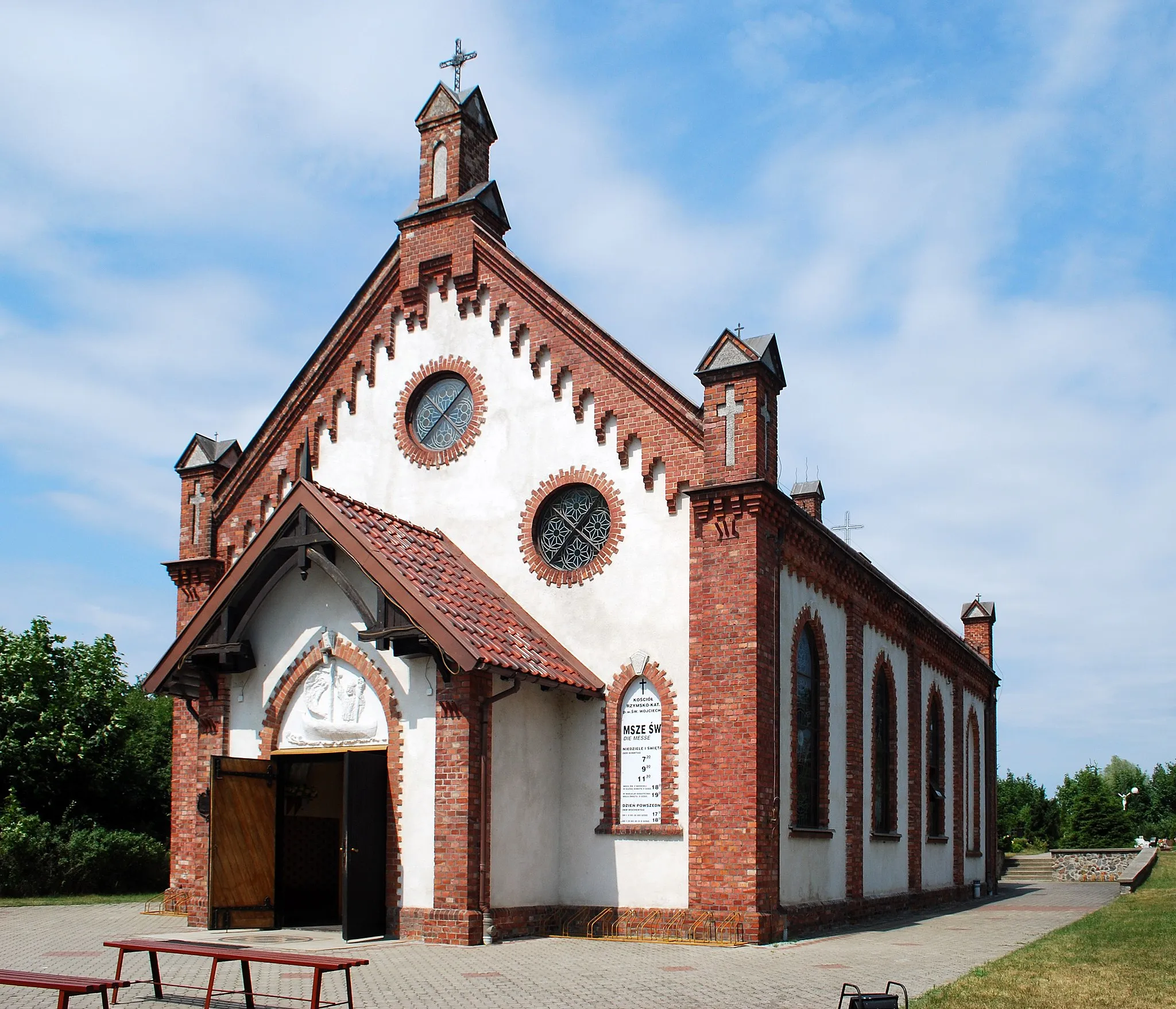 Photo showing: Kościół w Sztutowie.