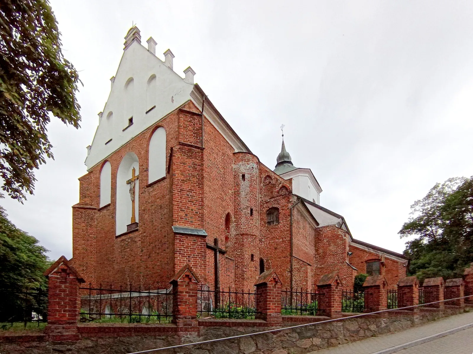 Photo showing: Dzierzgoń. Kościół Trójcy Przenajświętszej