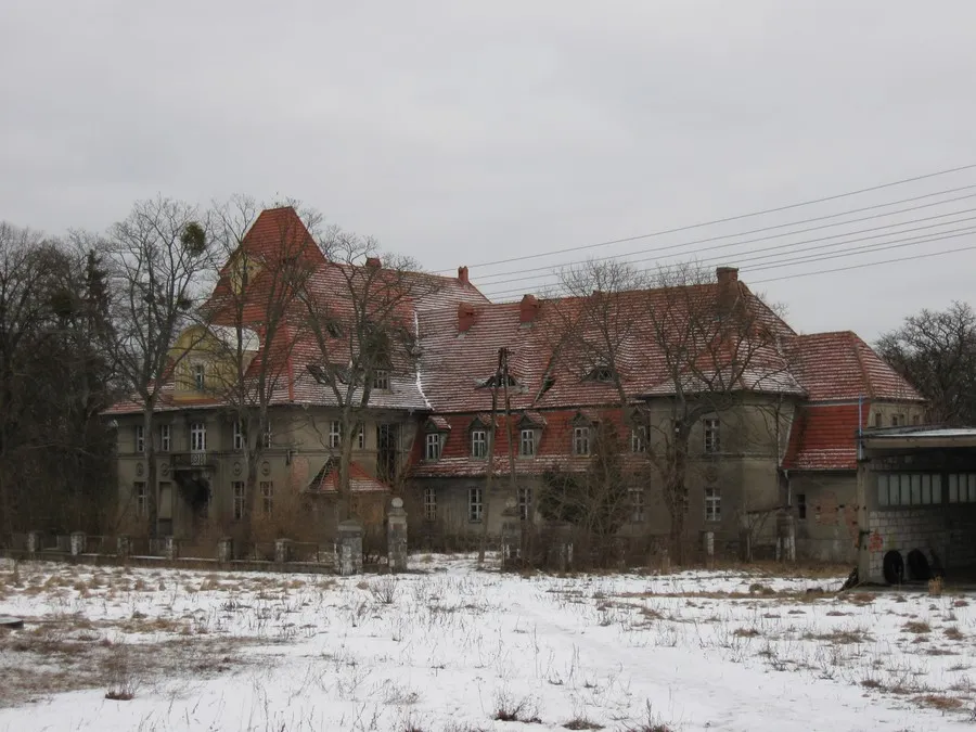 Photo showing: Pałac w Chynowiu (zabytek nr rejestr. 1070)