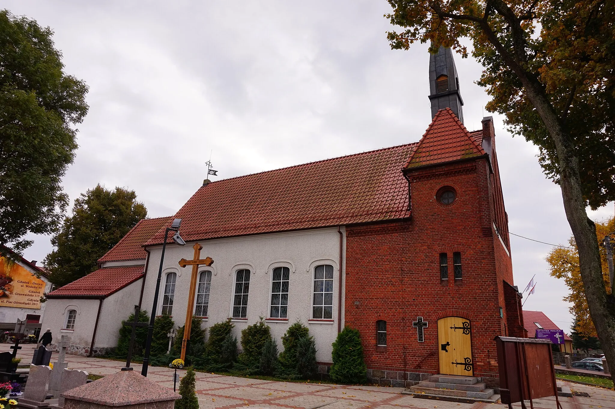 Photo showing: Kościół we wsi Chwaszczyno