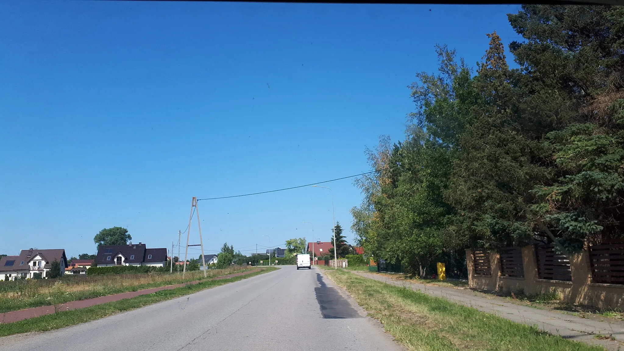 Photo showing: Street in Cedry Małe