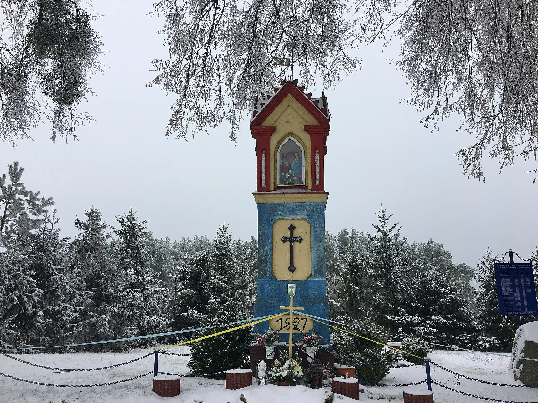 Photo showing: Kaplica na dawnym cmentarzu w Brzeźnie Wielkim