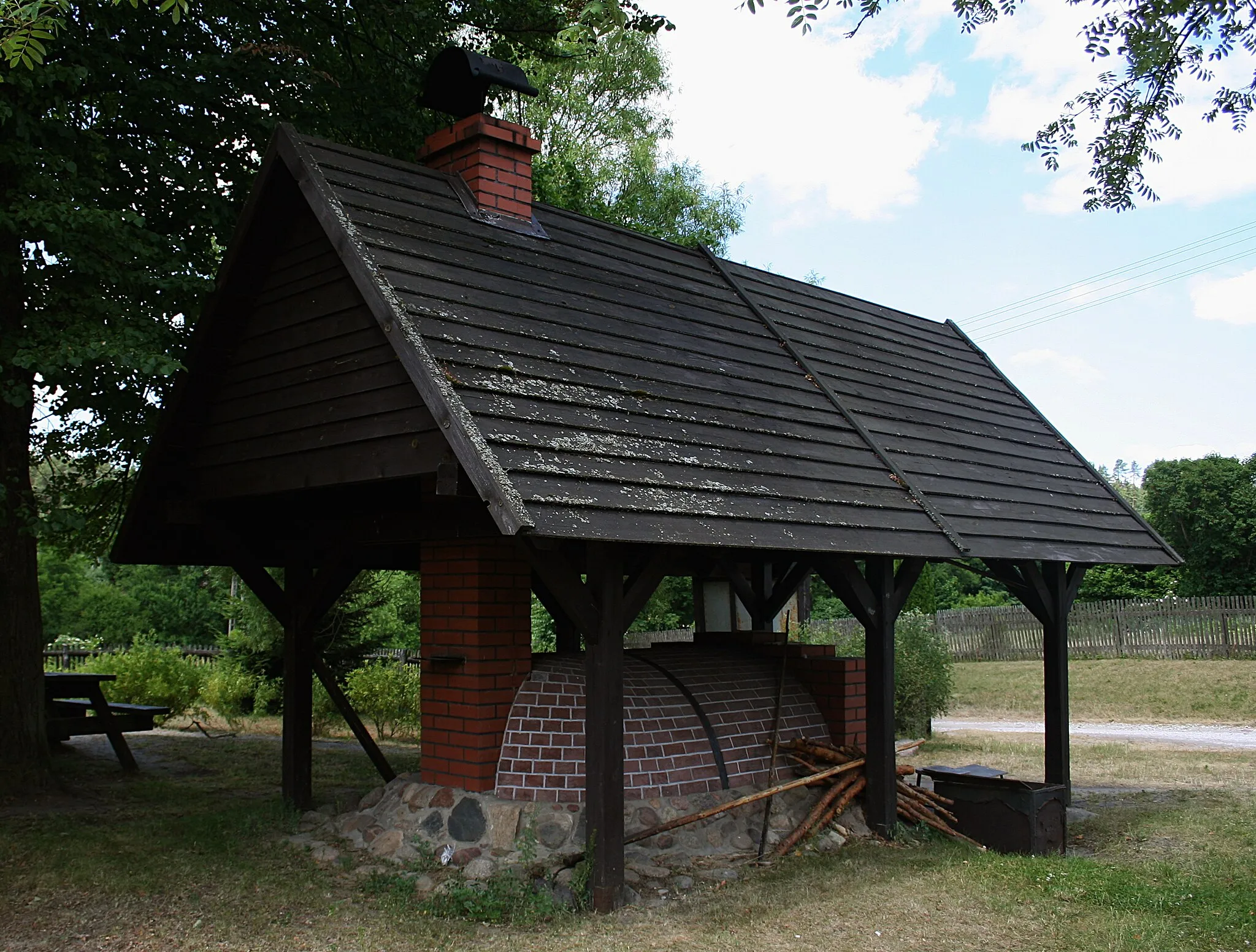 Photo showing: Zaborski Park Krajobrazowy,

piec chlebowy w miejscowości Widno