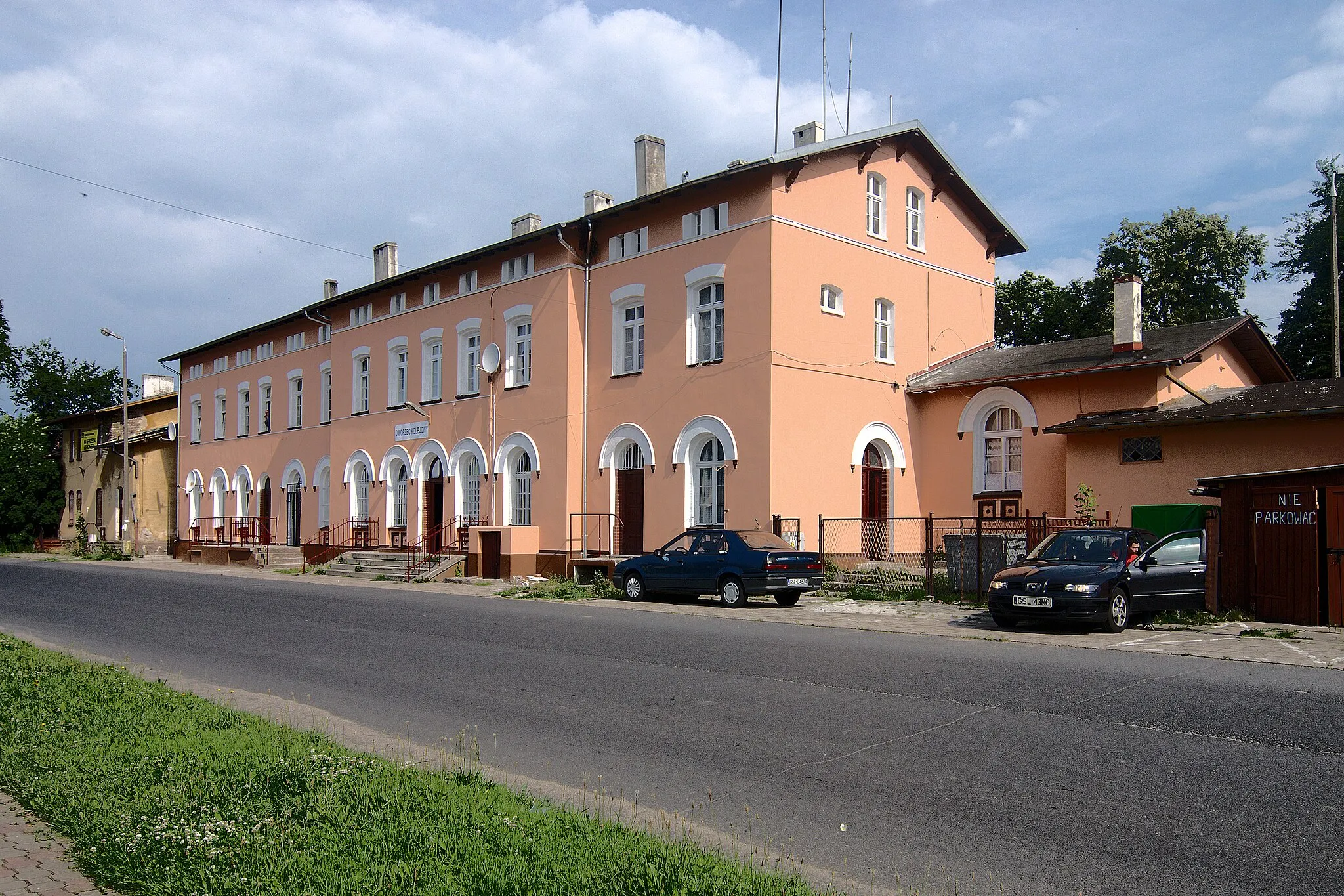 Photo showing: Dworzec PKP w Potęgowie.